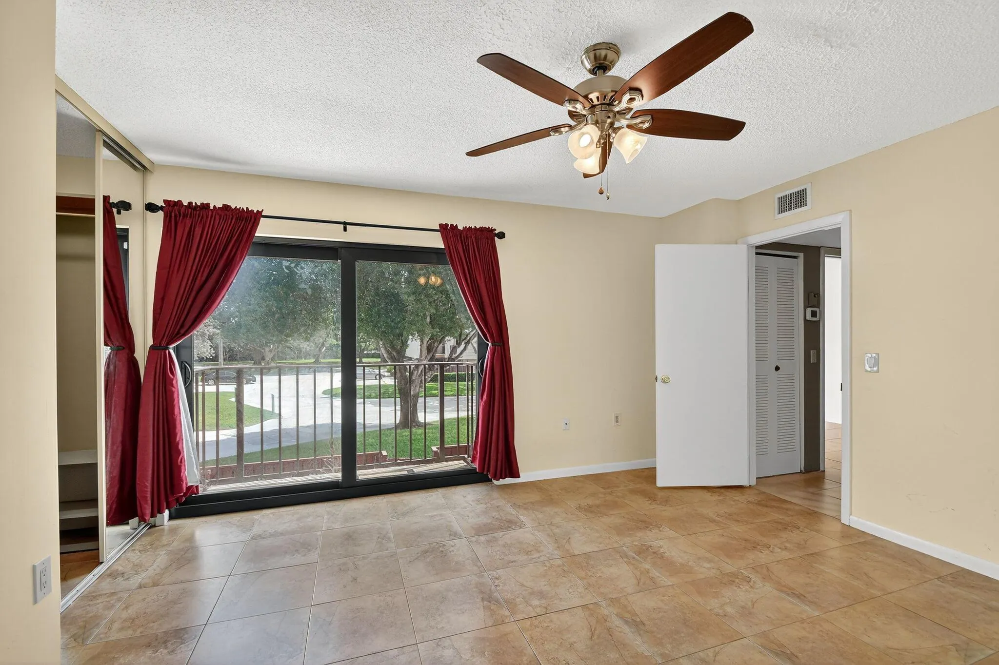 5122 51st Way