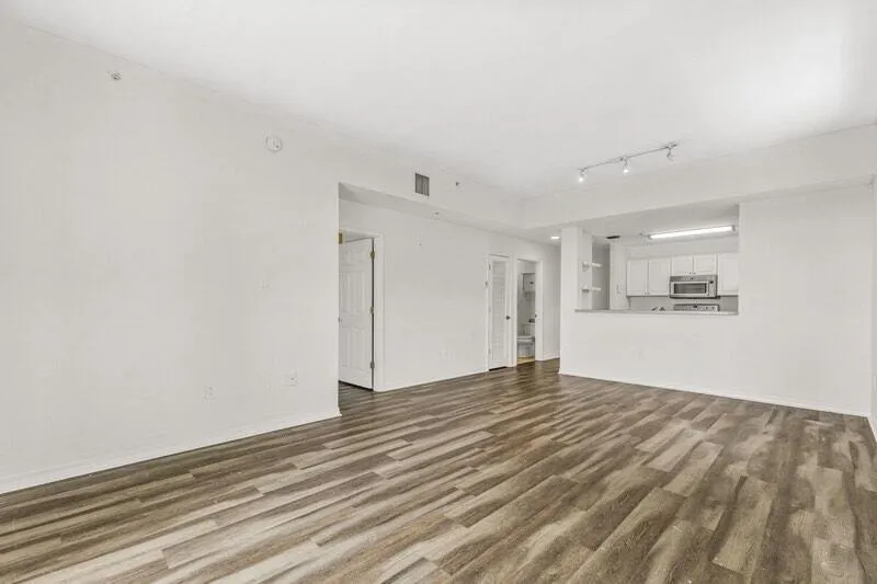 1200 Town Center Drive, #427