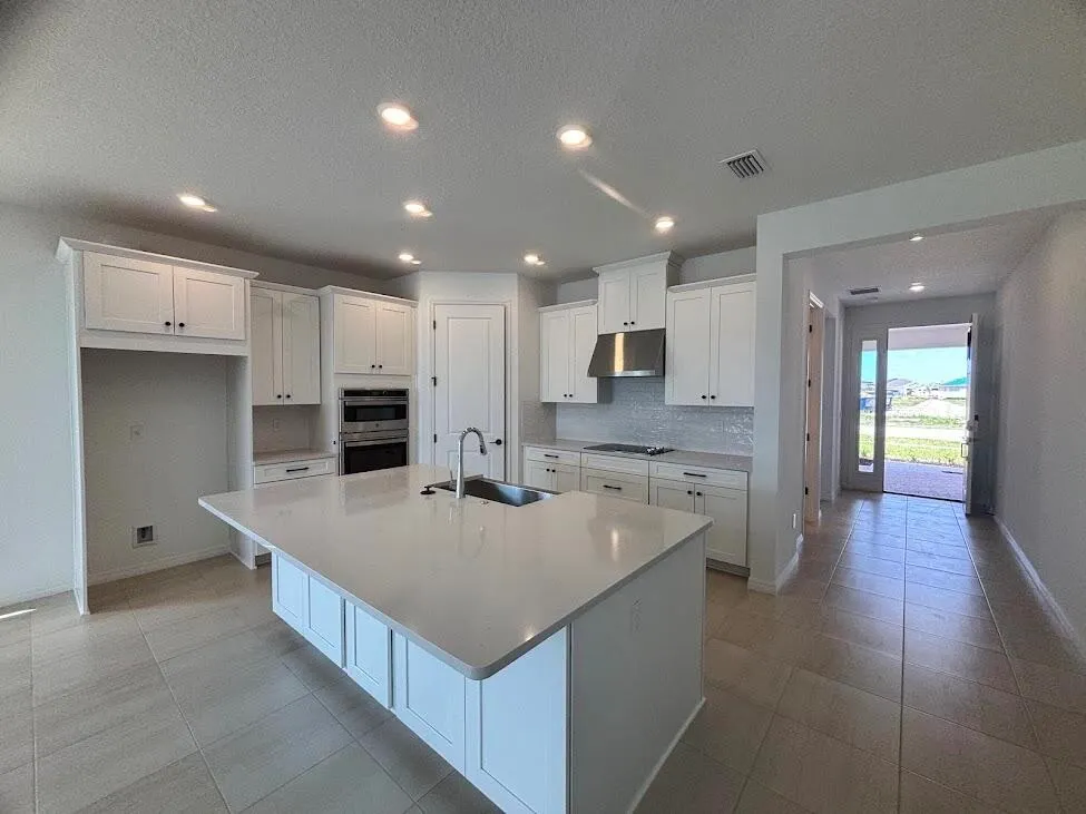 9329 SW Lorenzo Way