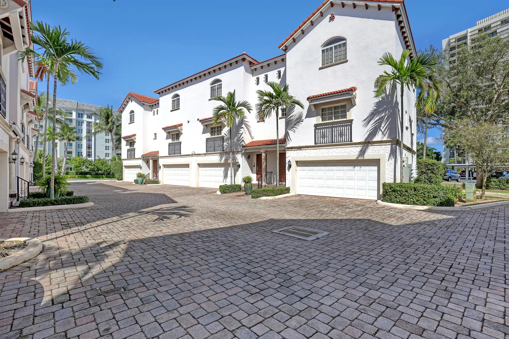 1950 Presidential Way, #12