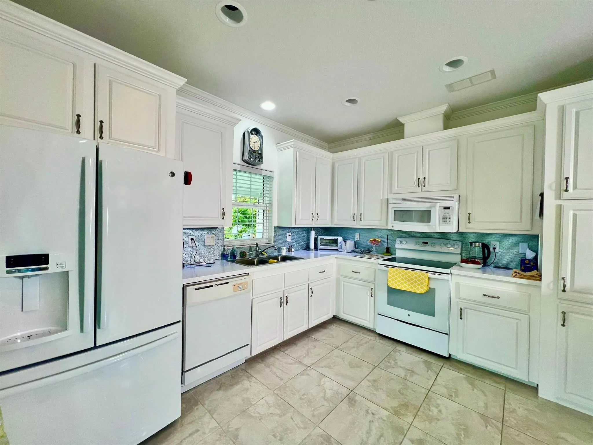 413 Hibiscus Drive