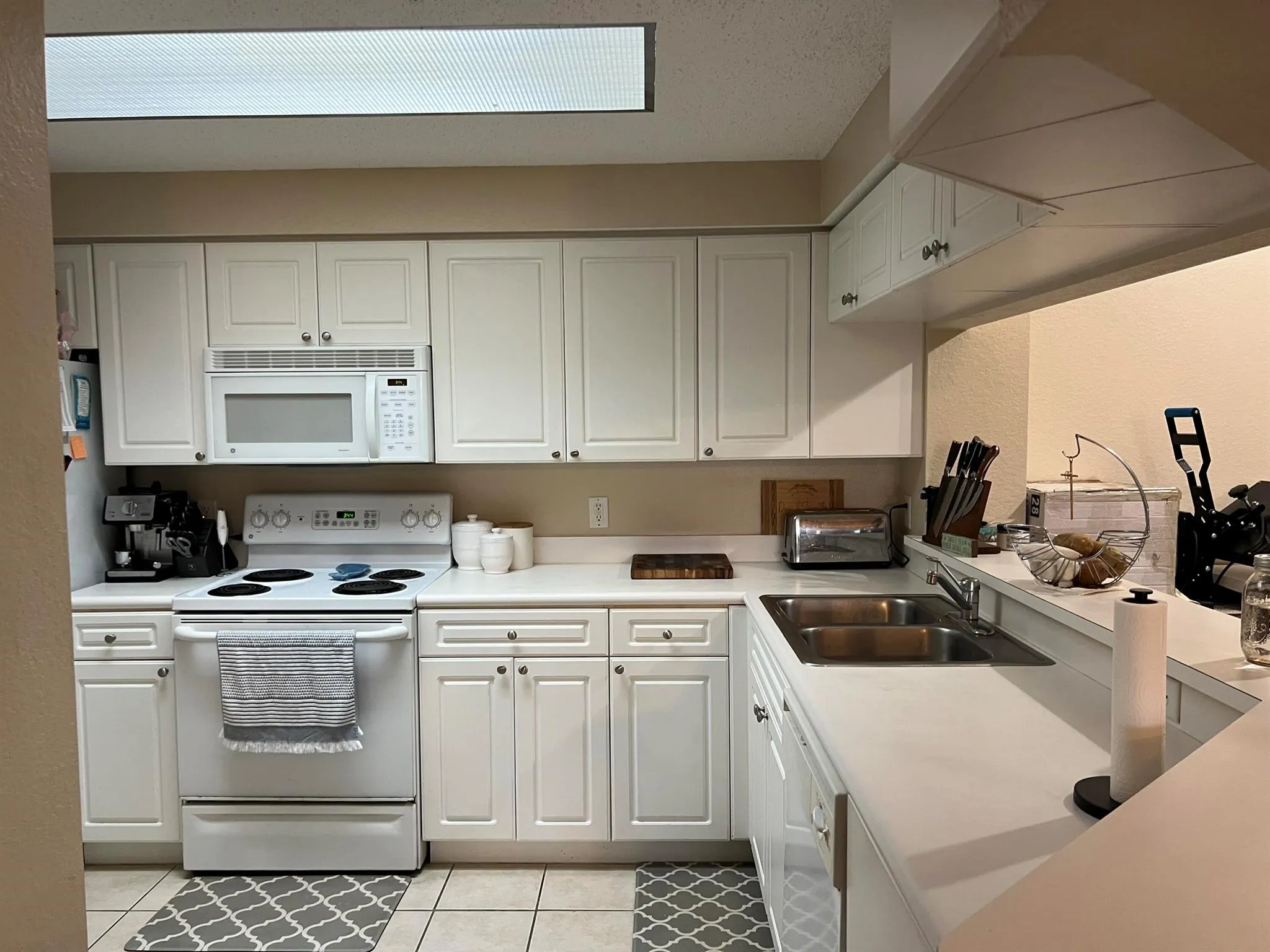 3018 Alcazar Place, #307