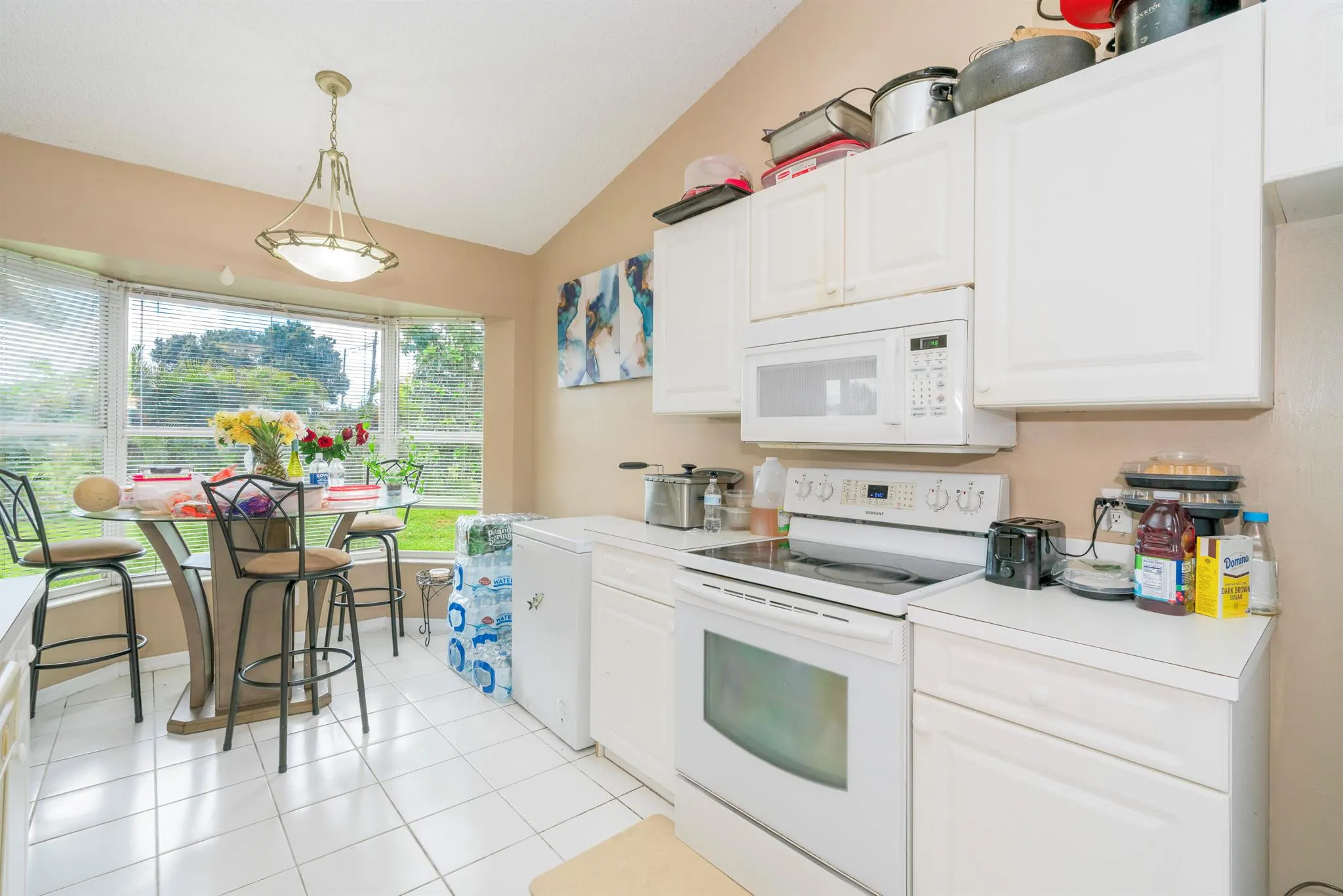 2402 SW Monterrey Lane