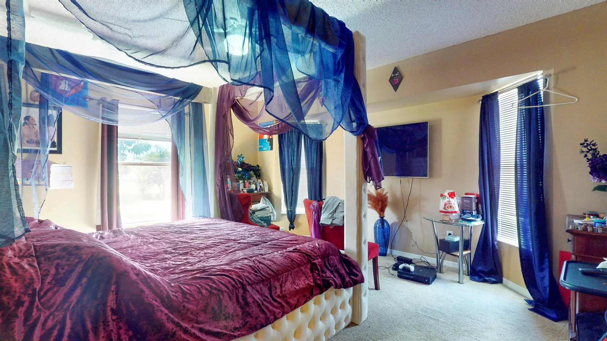 2402 SW Monterrey Lane
