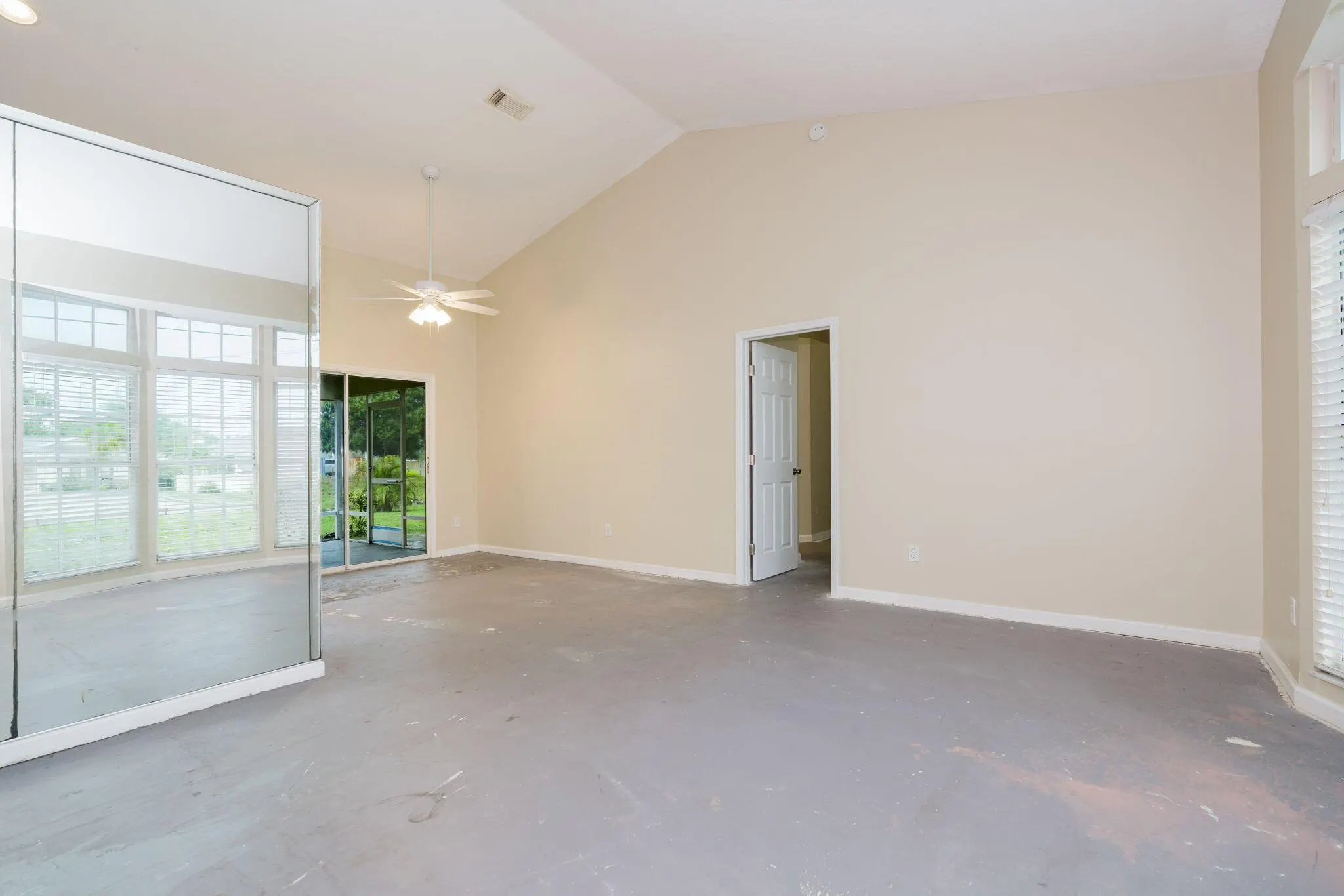2402 SW Monterrey Lane