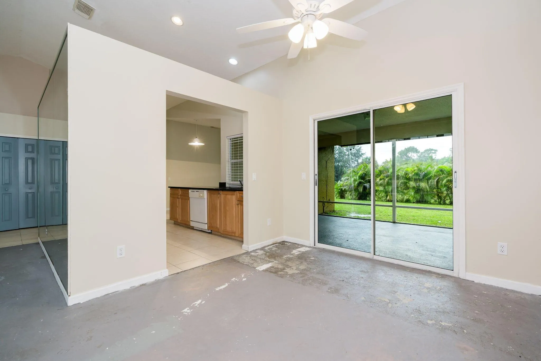2402 SW Monterrey Lane