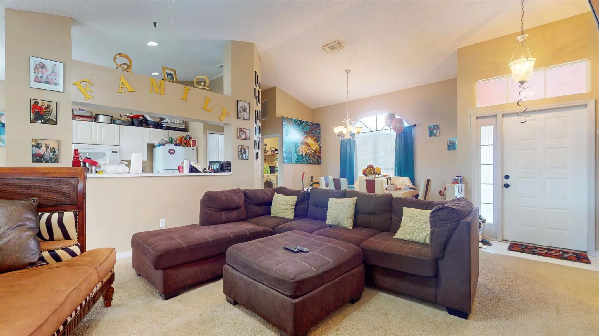 2402 SW Monterrey Lane