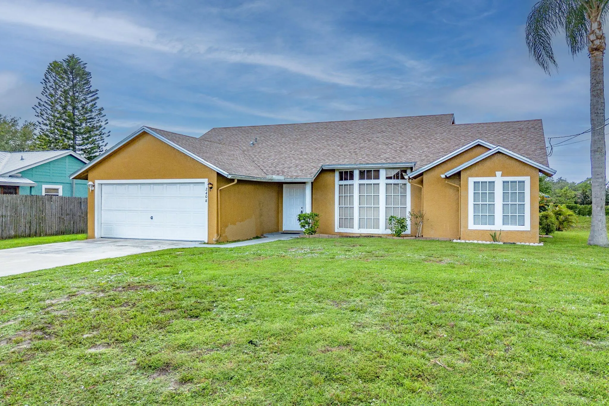 2402 SW Monterrey Lane