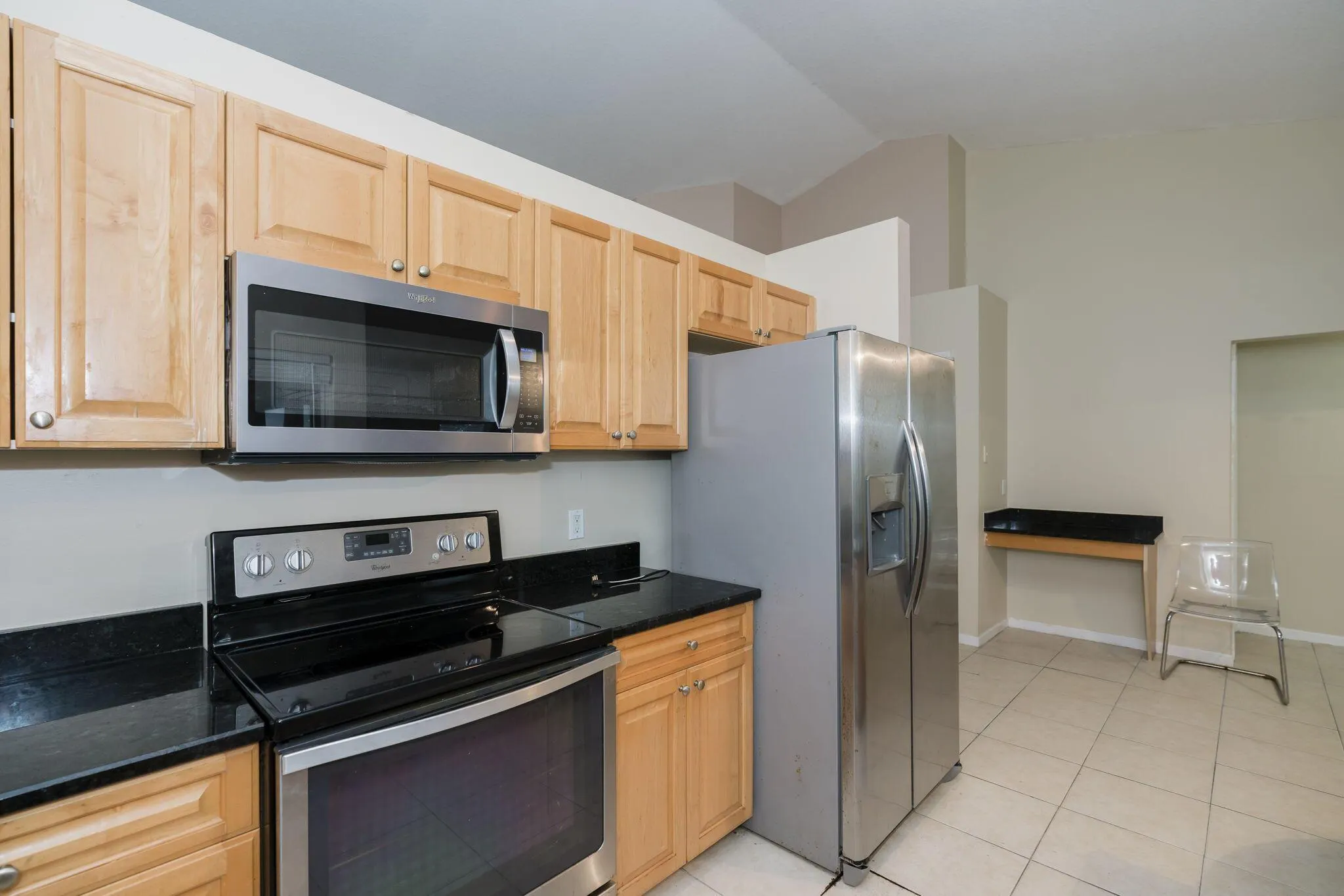 2402 SW Monterrey Lane