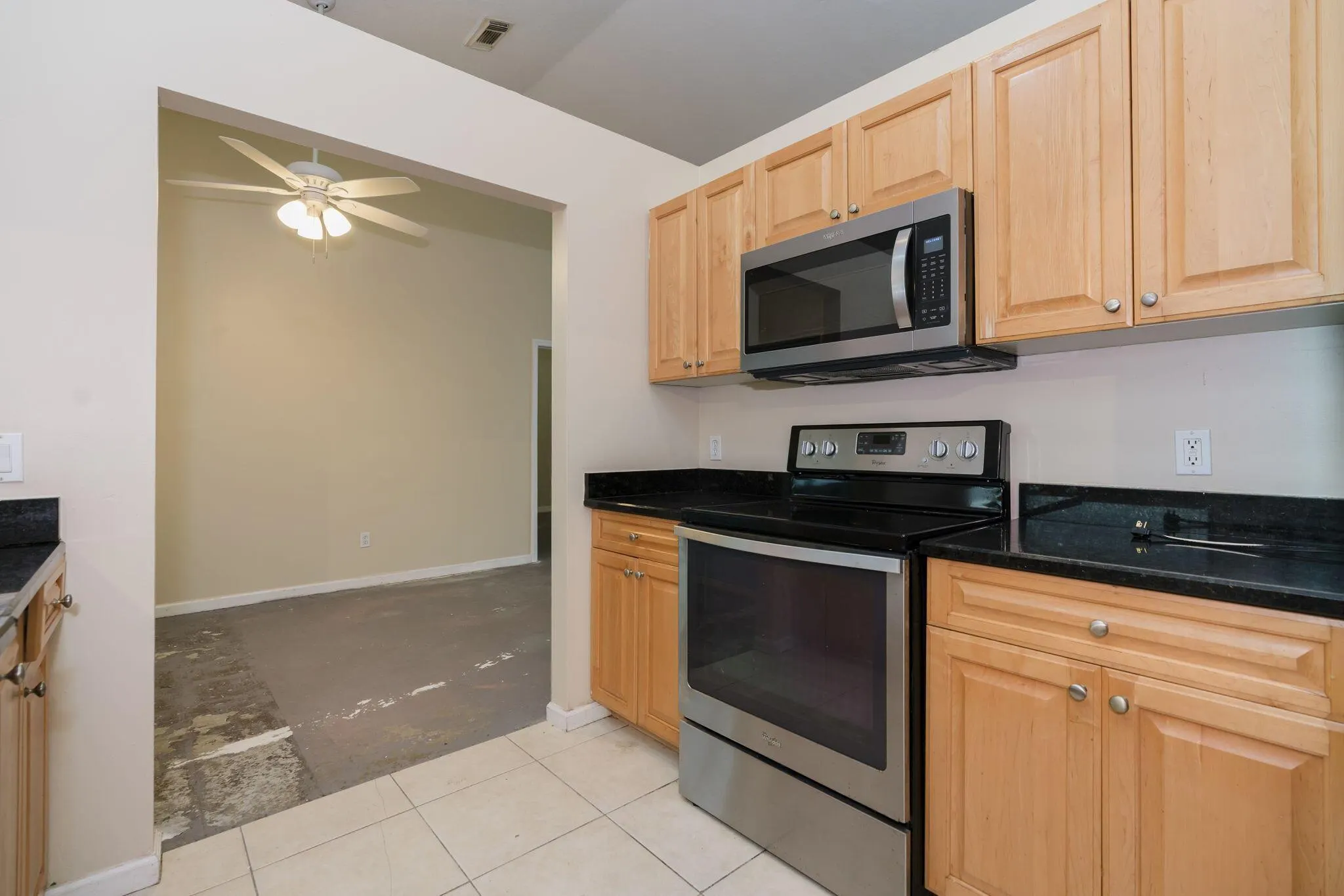 2402 SW Monterrey Lane