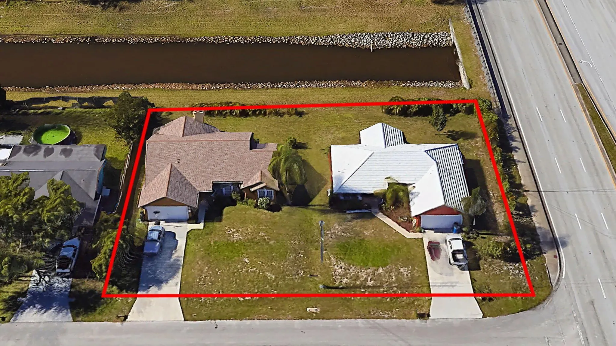 2402 SW Monterrey Lane