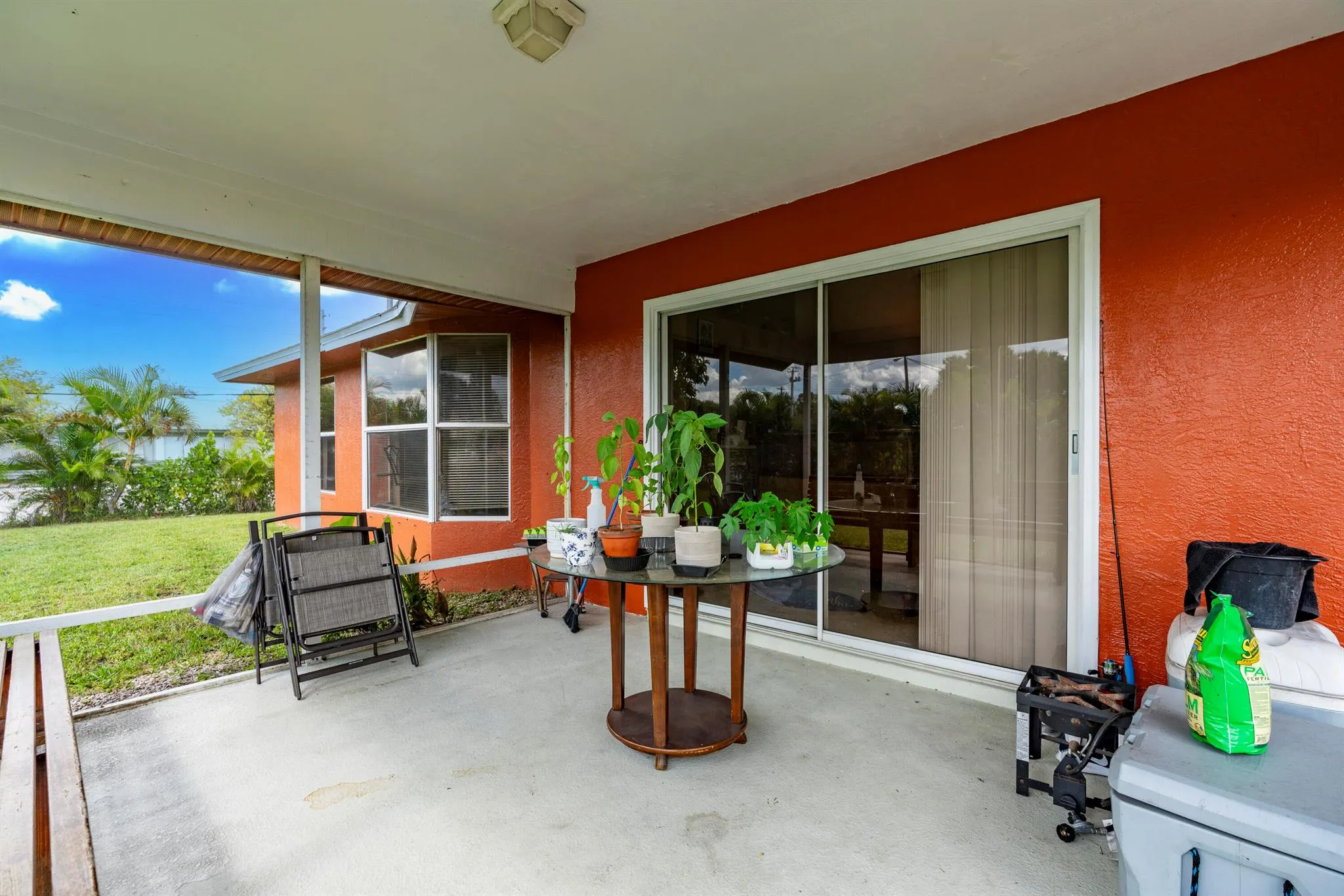 2402 SW Monterrey Lane
