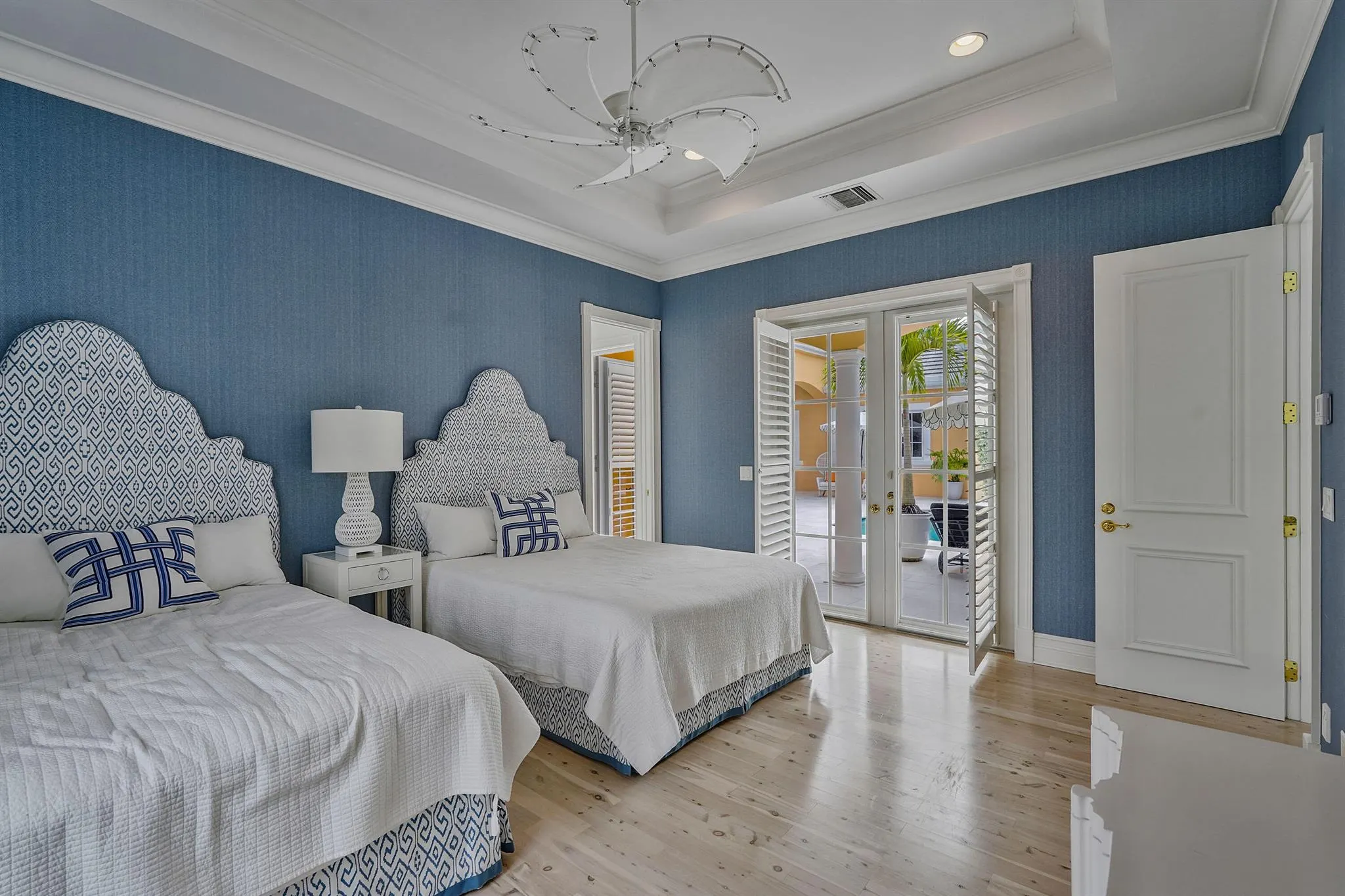 12952 Mizner Way