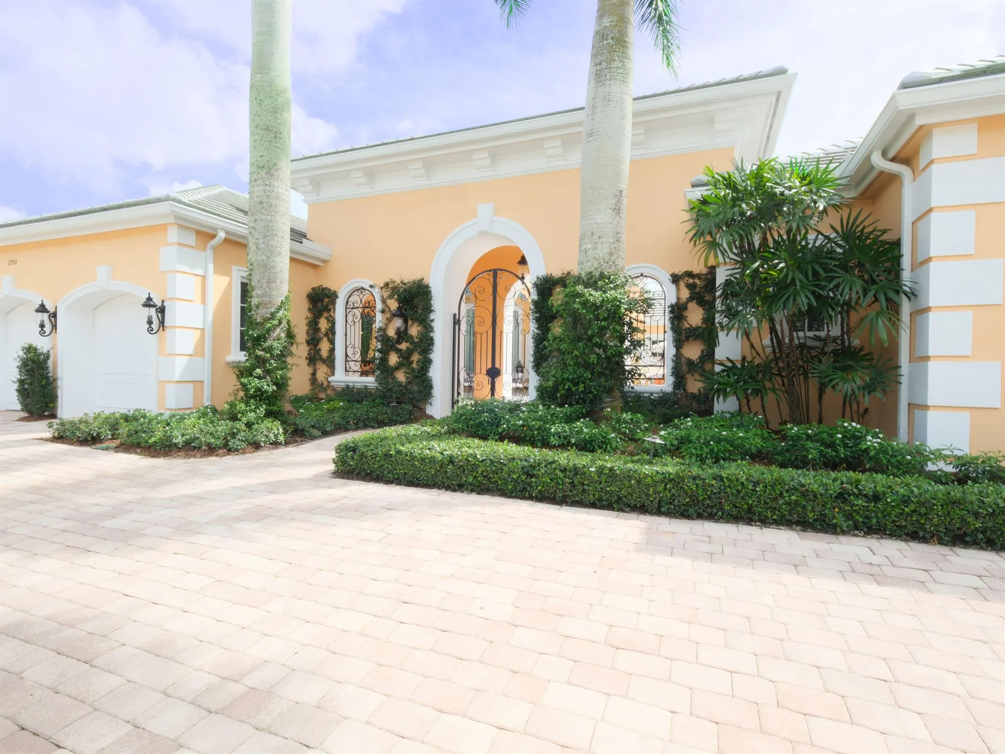 12952 Mizner Way