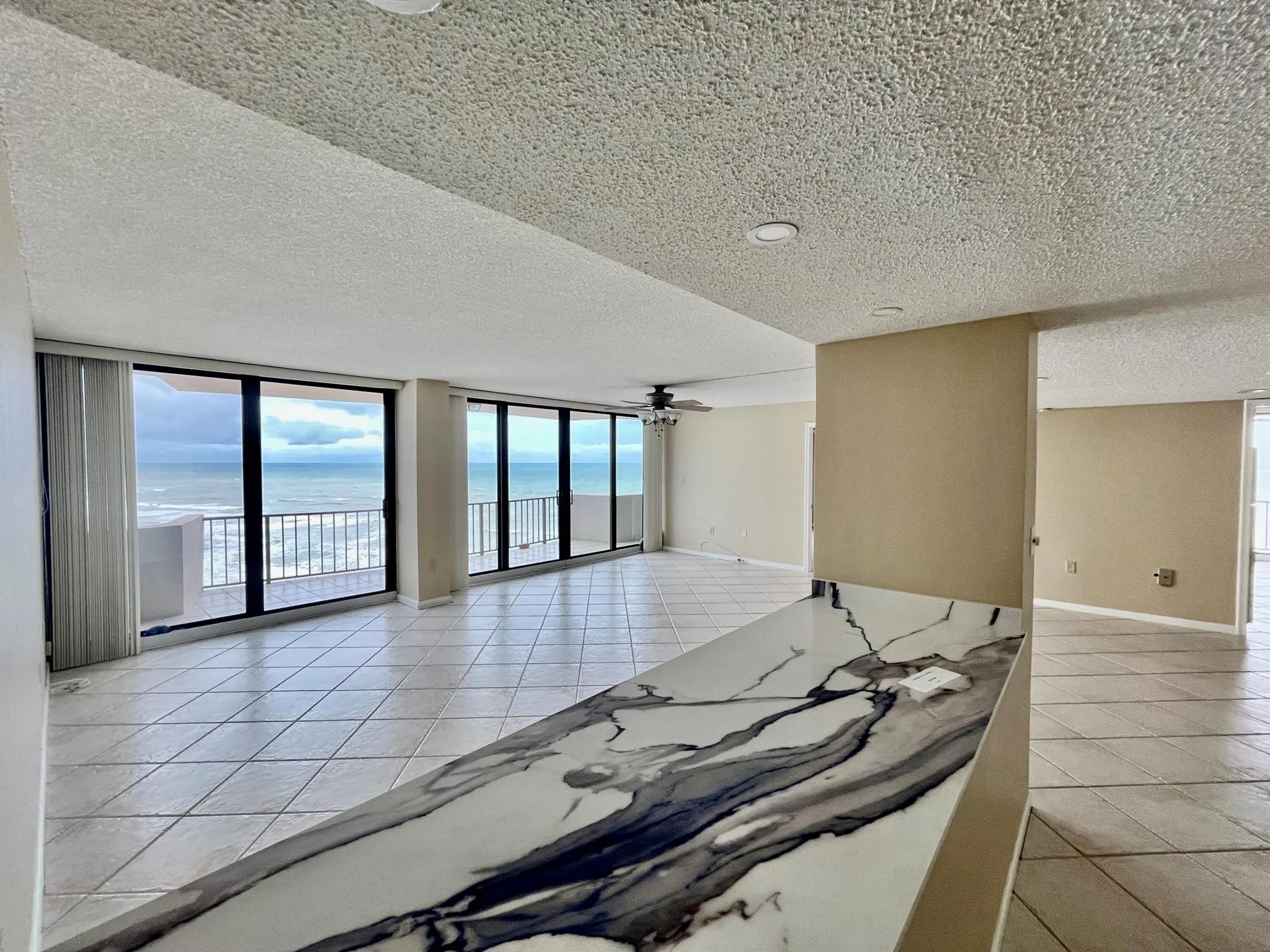 4200 N Ocean Drive, #1-1601