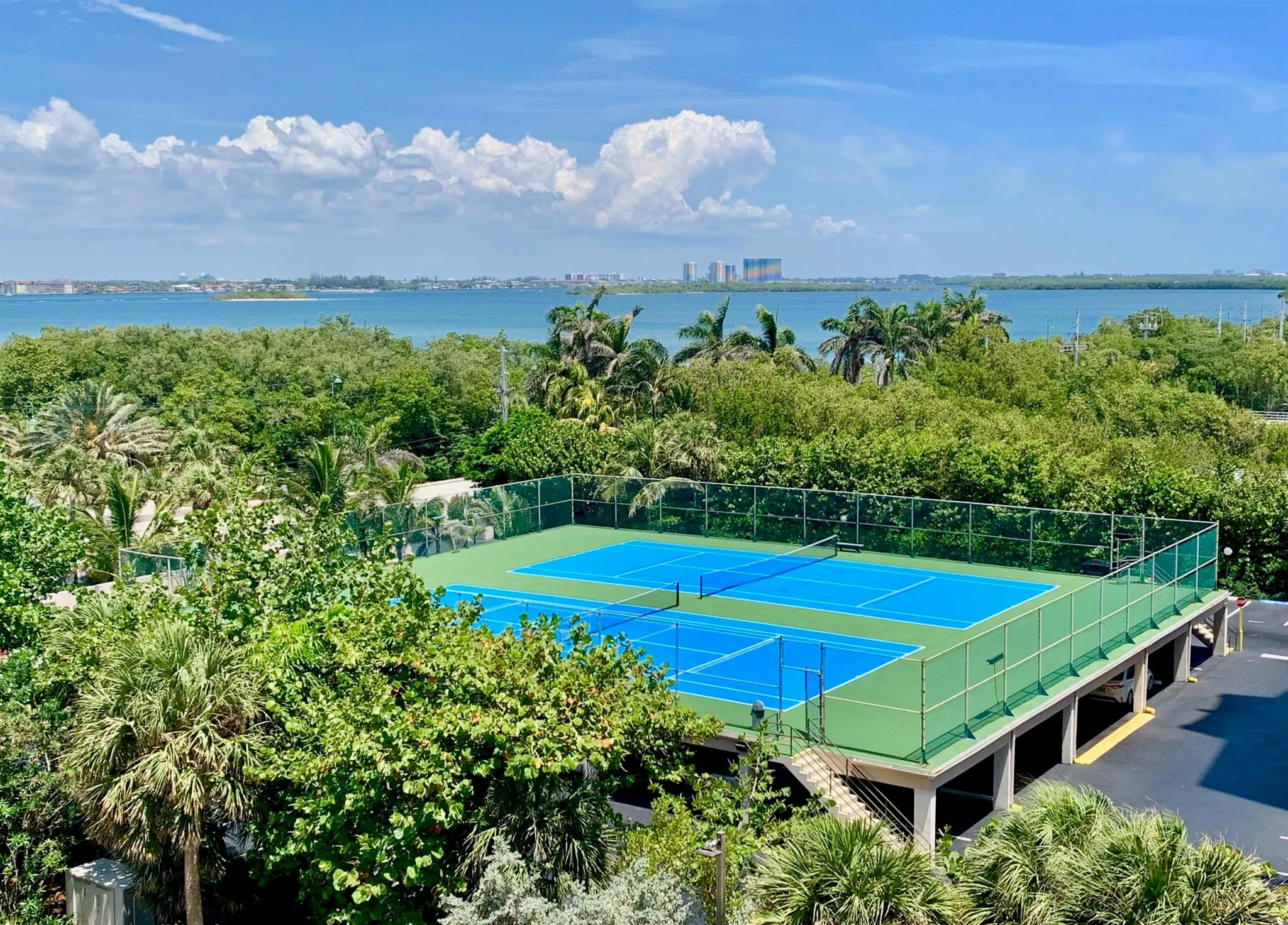 4200 N Ocean Drive, #1-1601