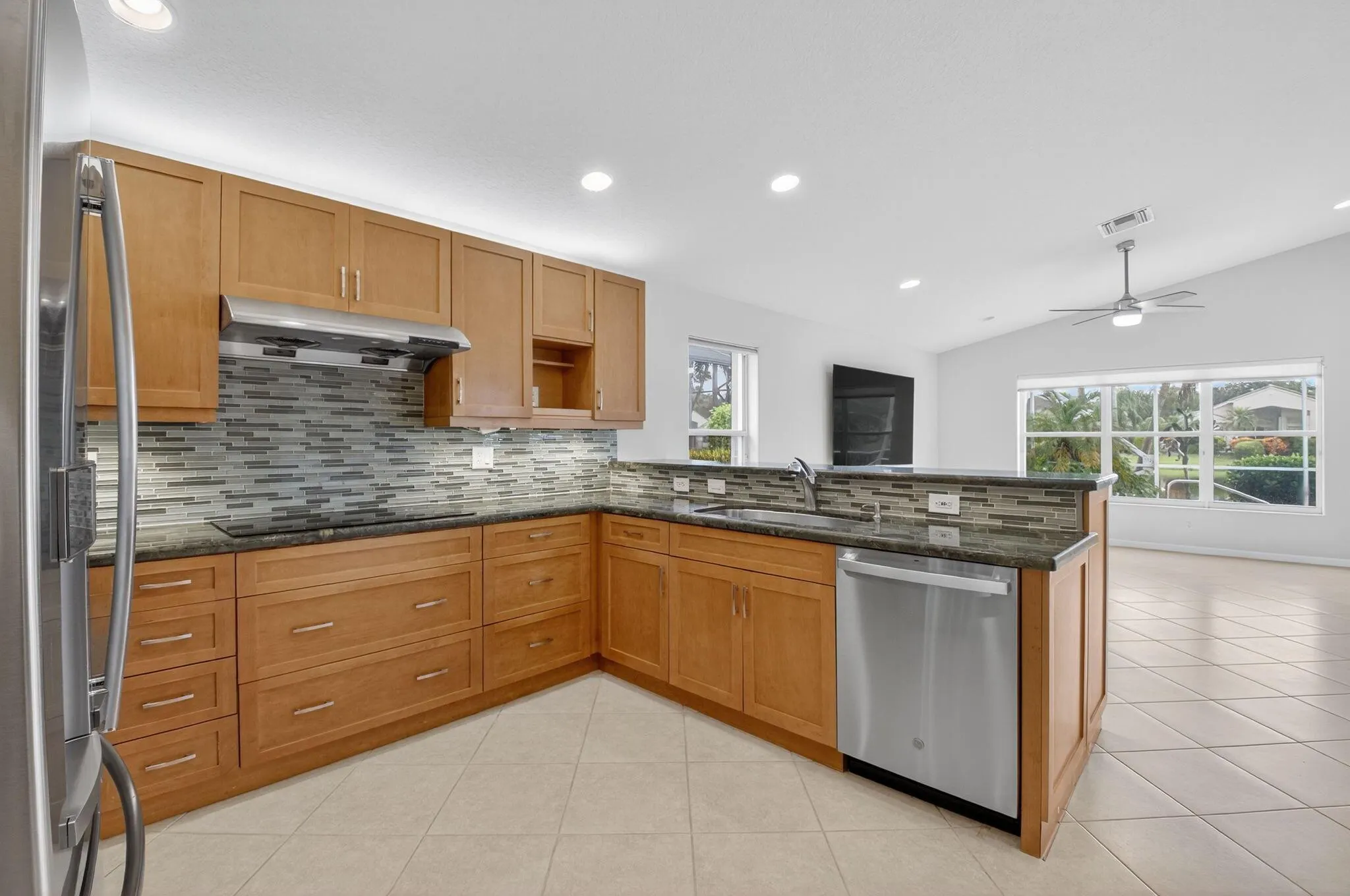 13221 Alhambra Lake Circle