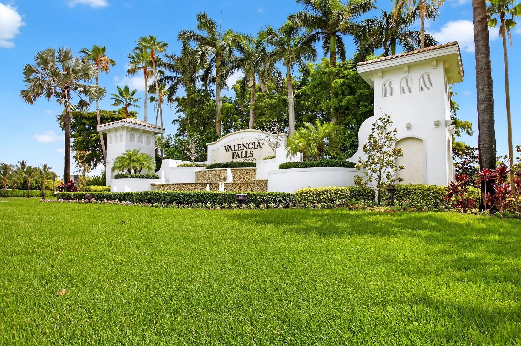13221 Alhambra Lake Circle