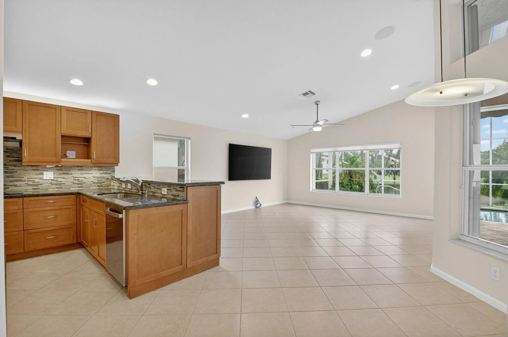 13221 Alhambra Lake Circle