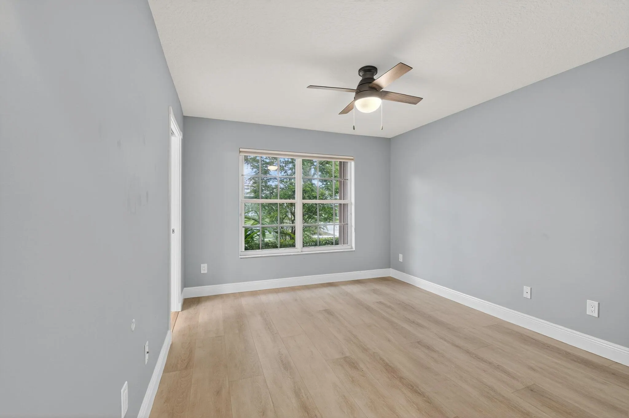13221 Alhambra Lake Circle