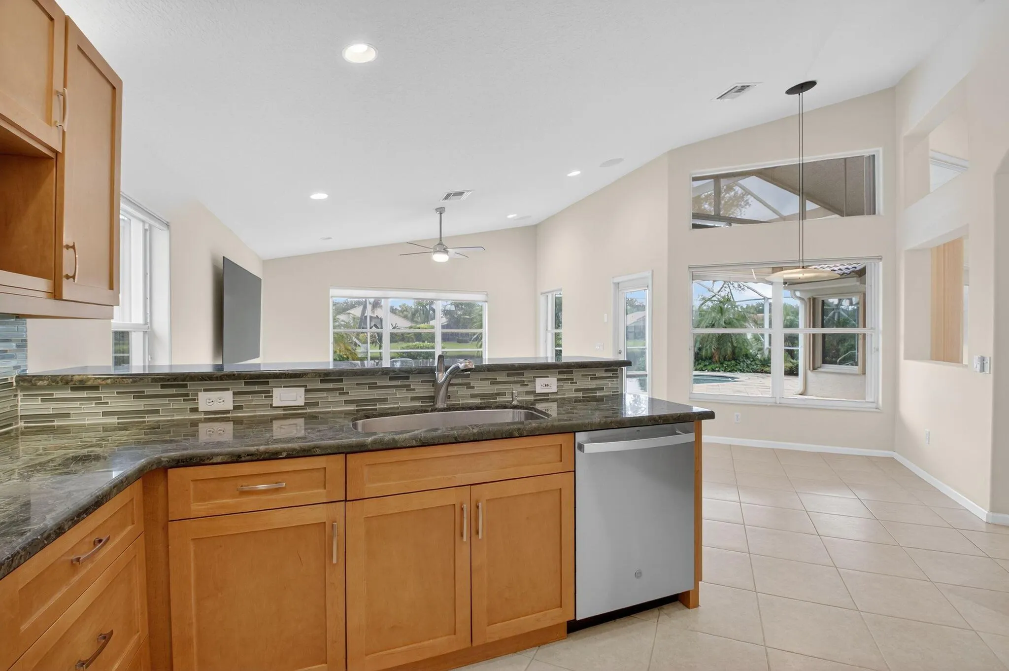 13221 Alhambra Lake Circle