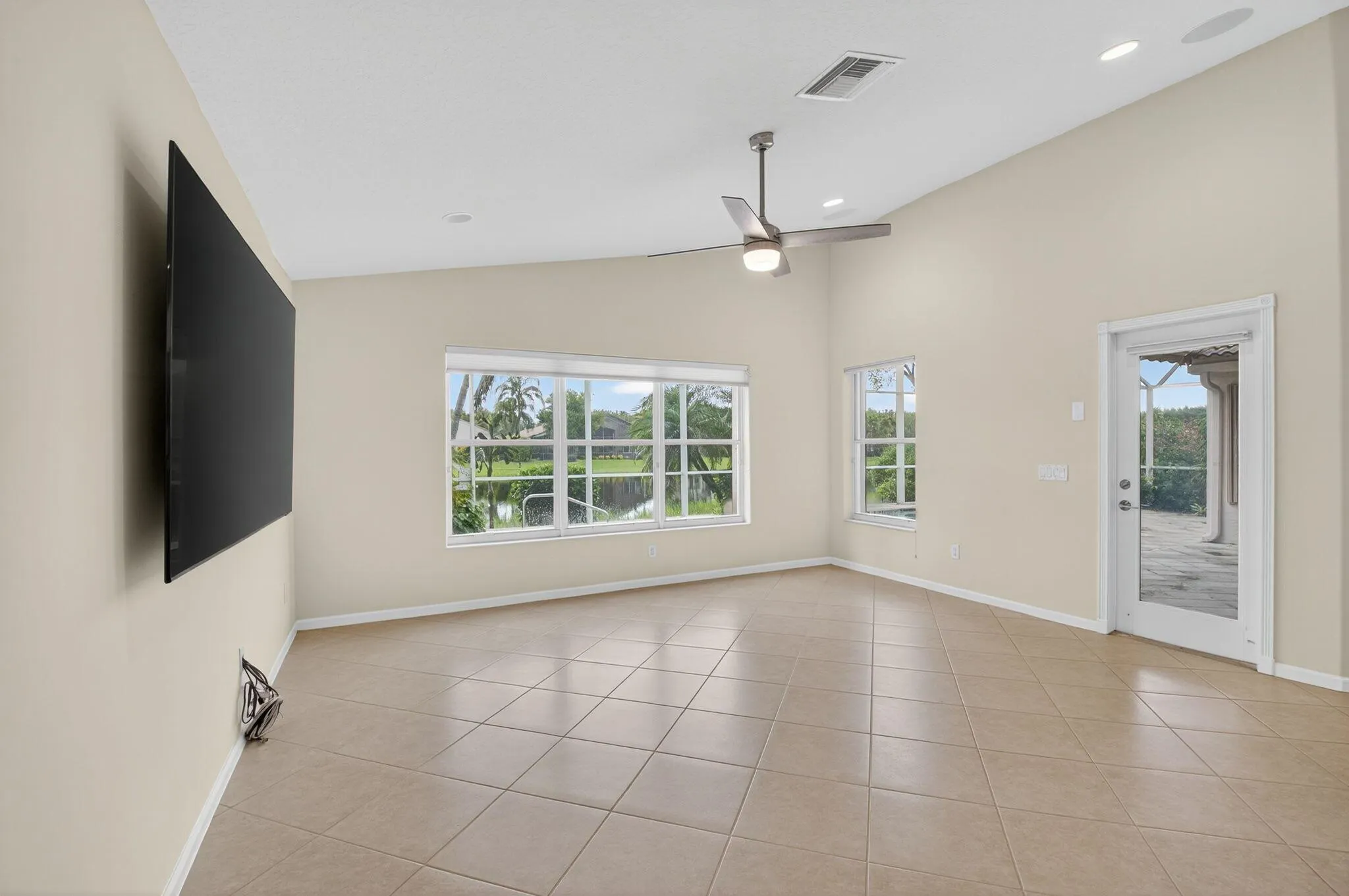 13221 Alhambra Lake Circle