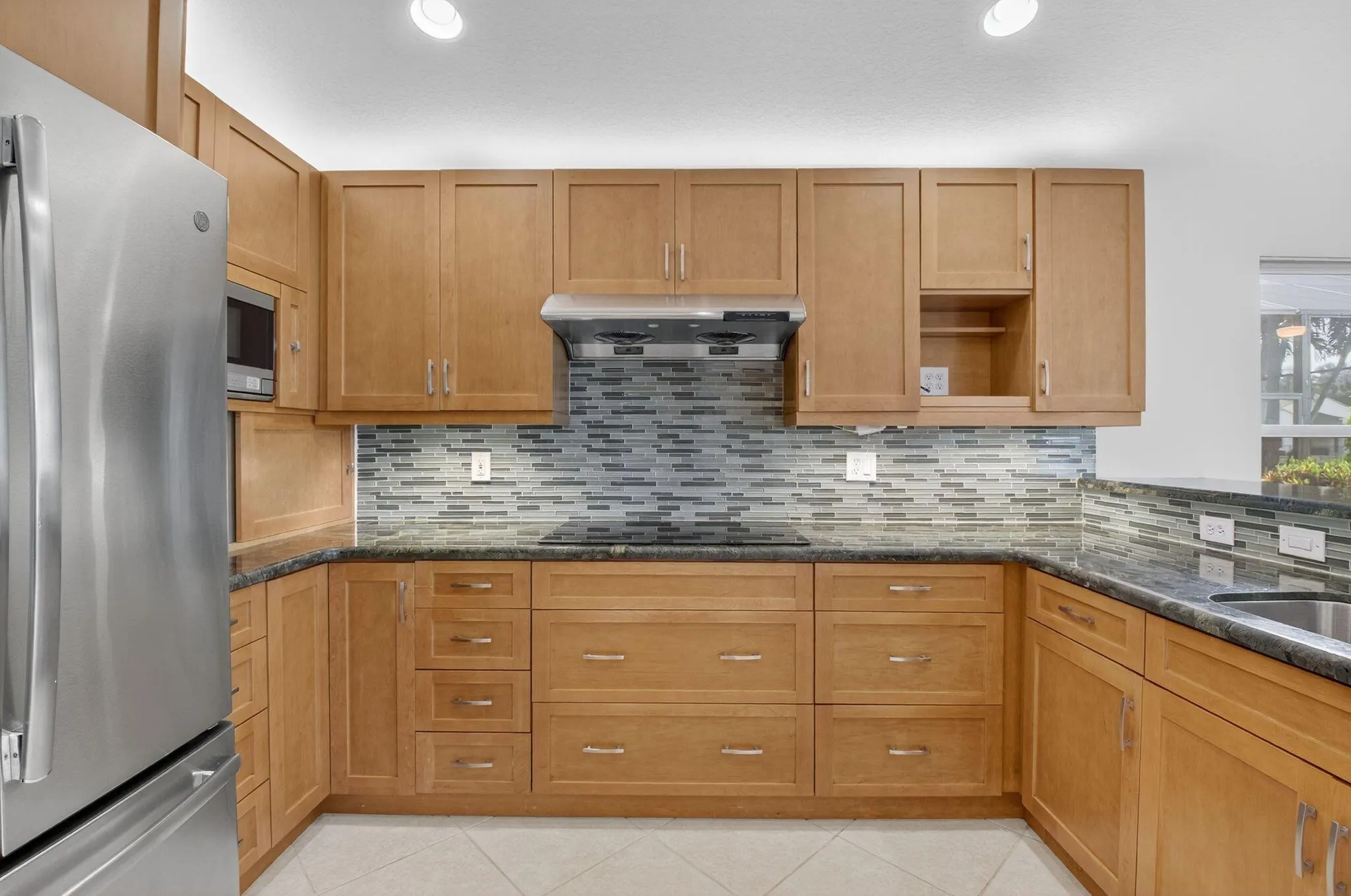 13221 Alhambra Lake Circle