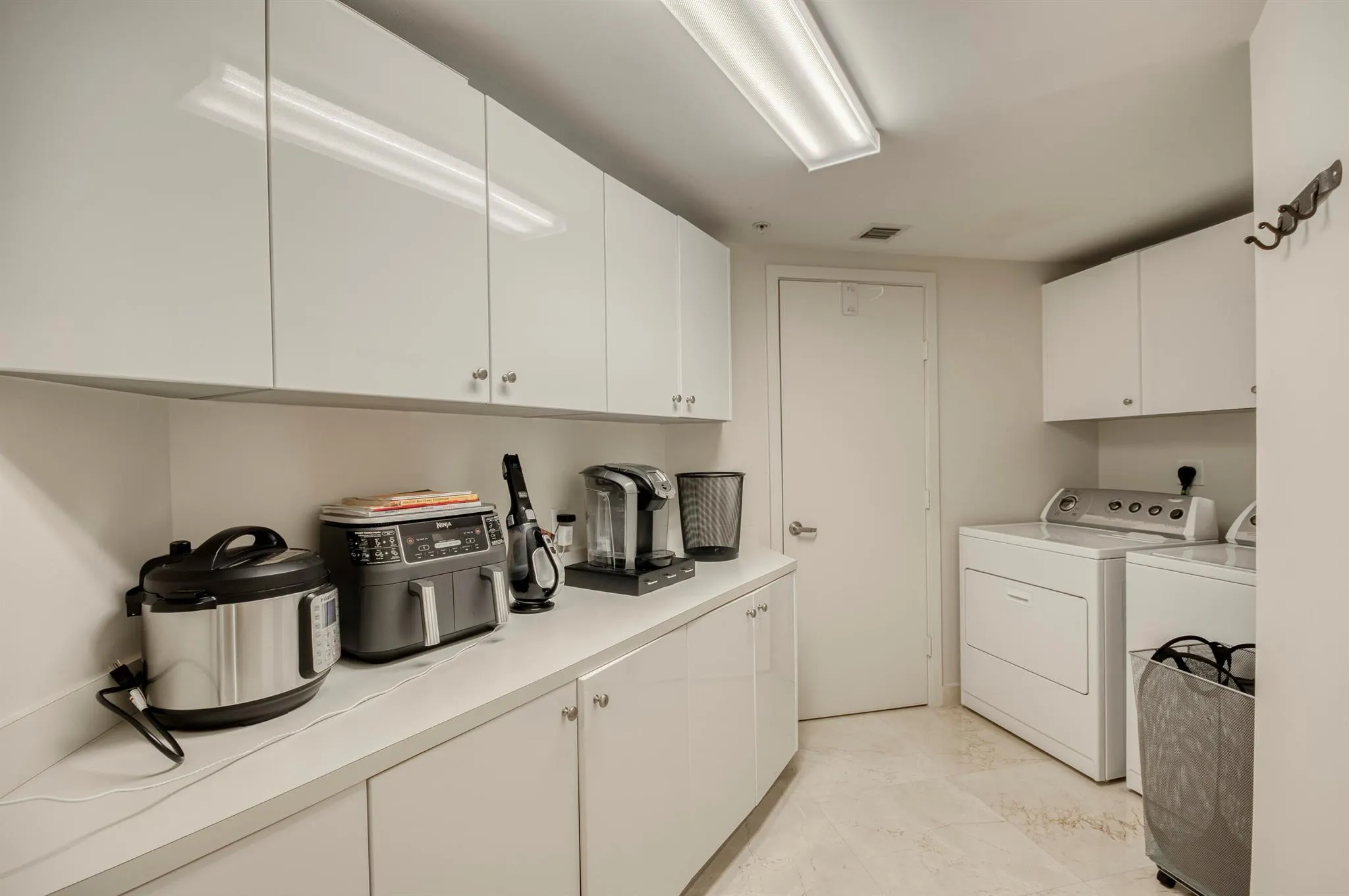 3630 Gardens Parkway, #601c