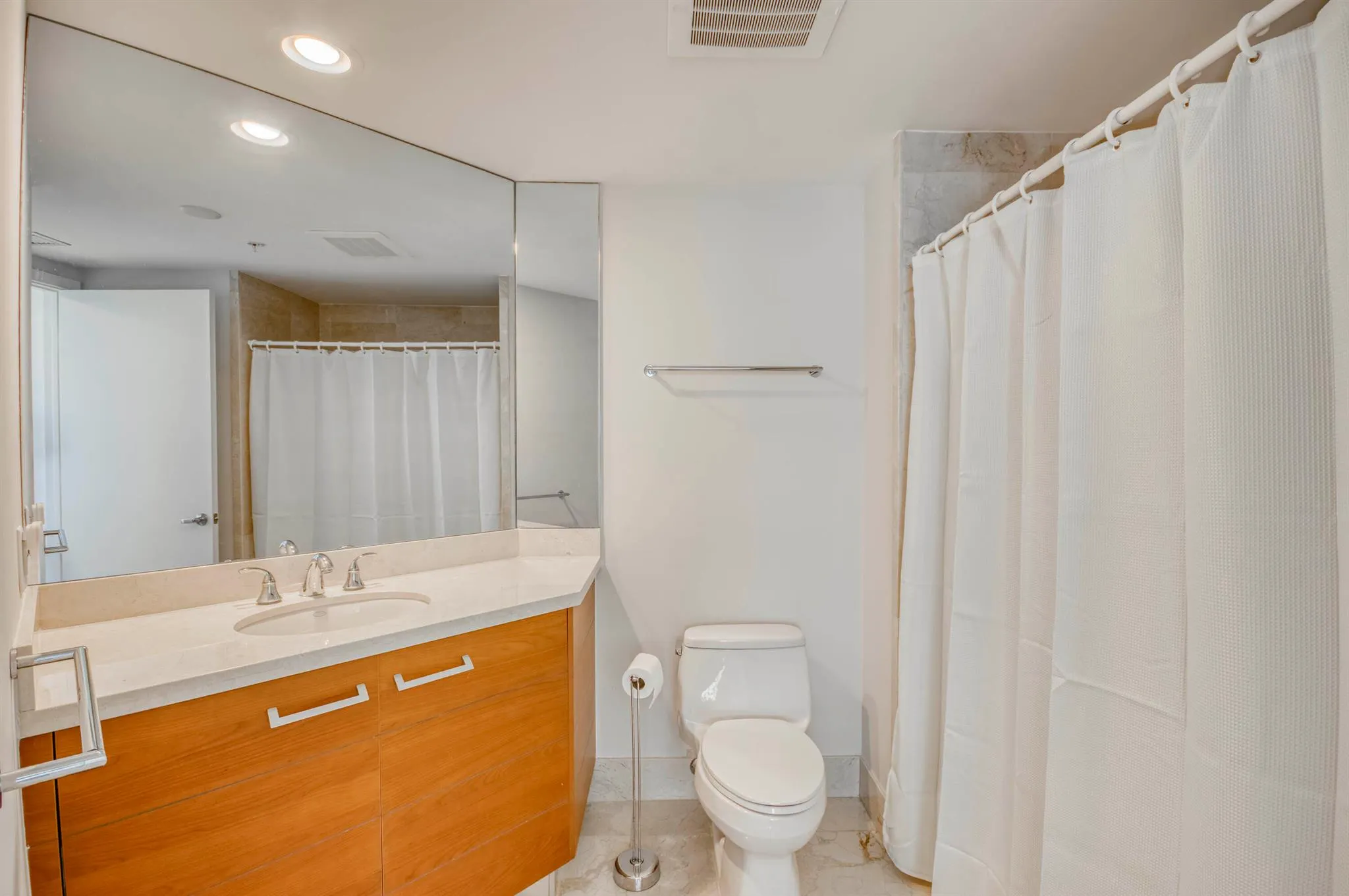 3630 Gardens Parkway, #601c