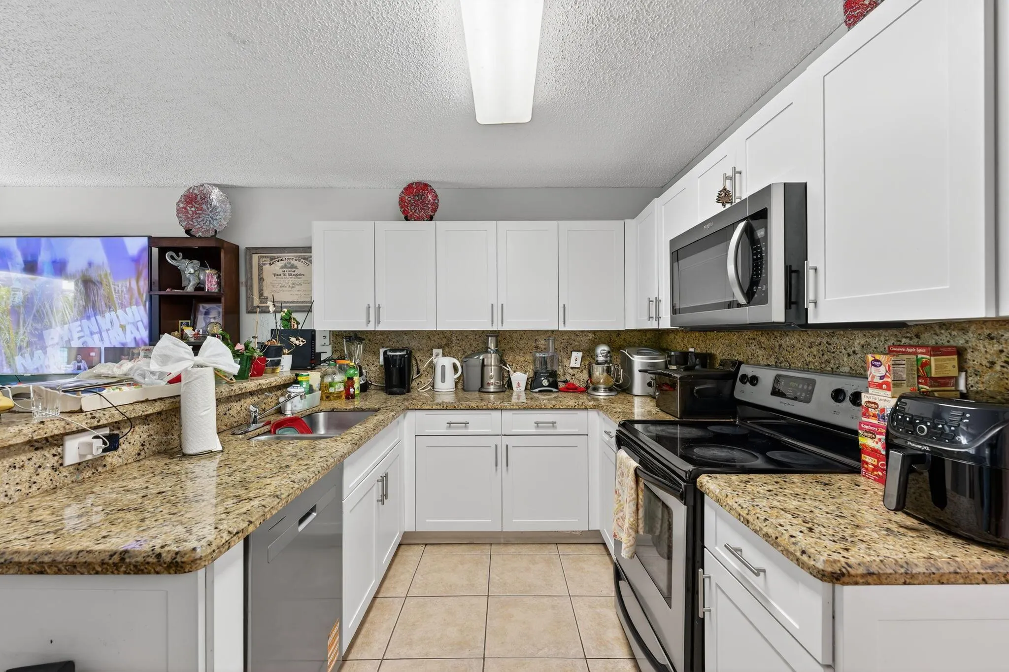 6124 NW 40th Street