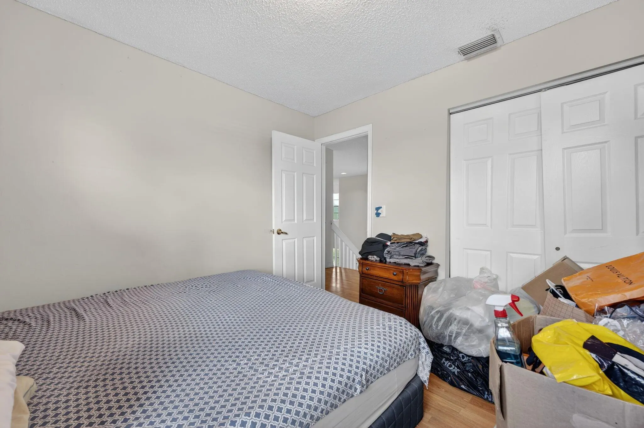 6124 NW 40th Street