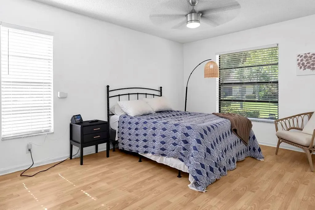 416 Buttonwood Place