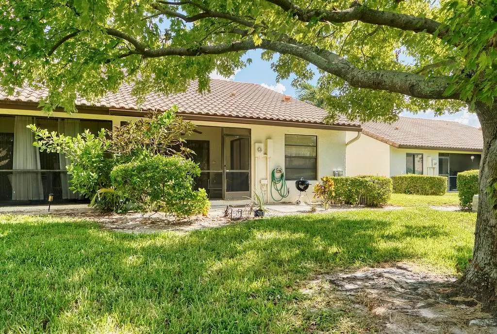 416 Buttonwood Place