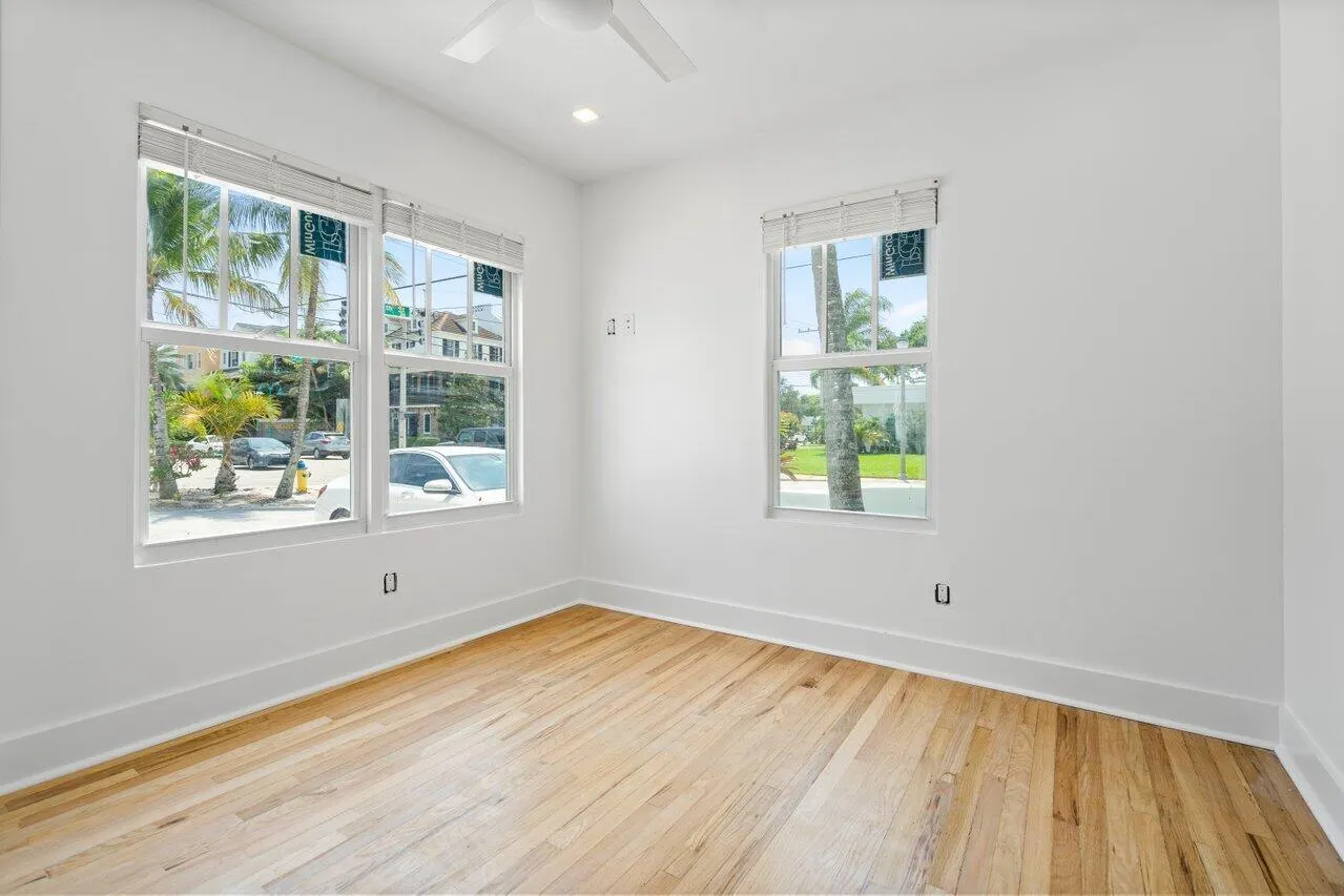 401 NE 2nd Avenue, #1