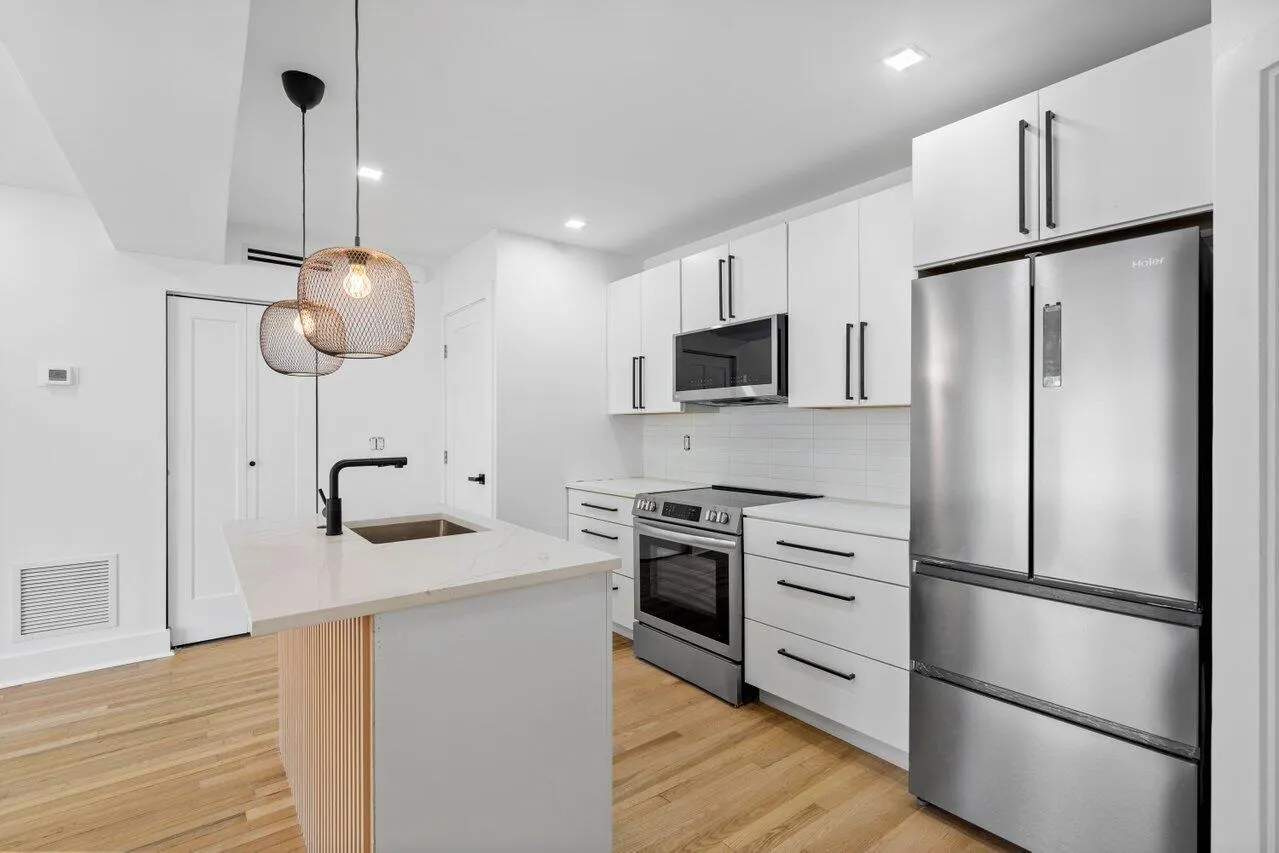 401 NE 2nd Avenue, #1