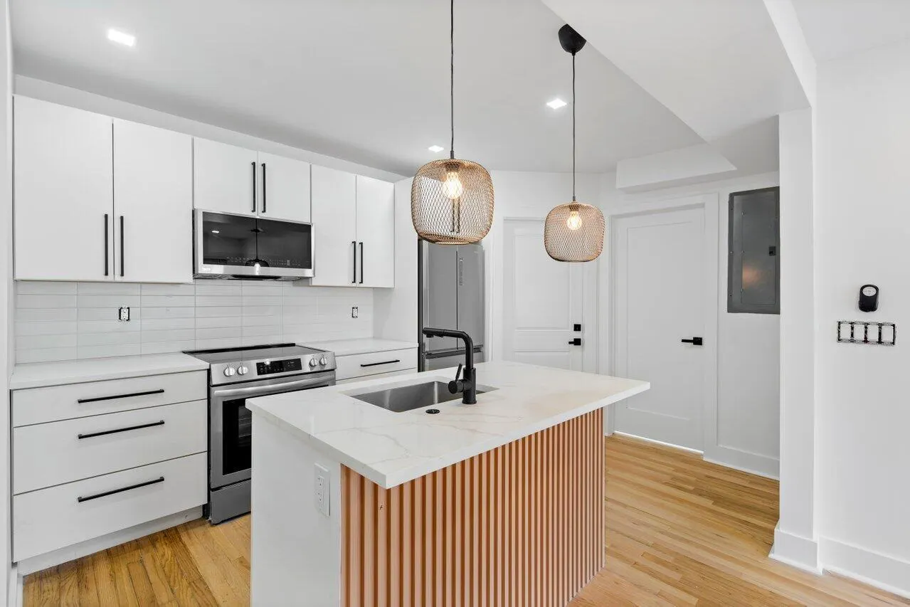 401 NE 2nd Avenue, #1