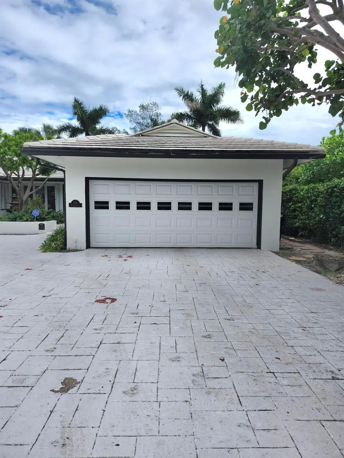 814 N Golfview Road