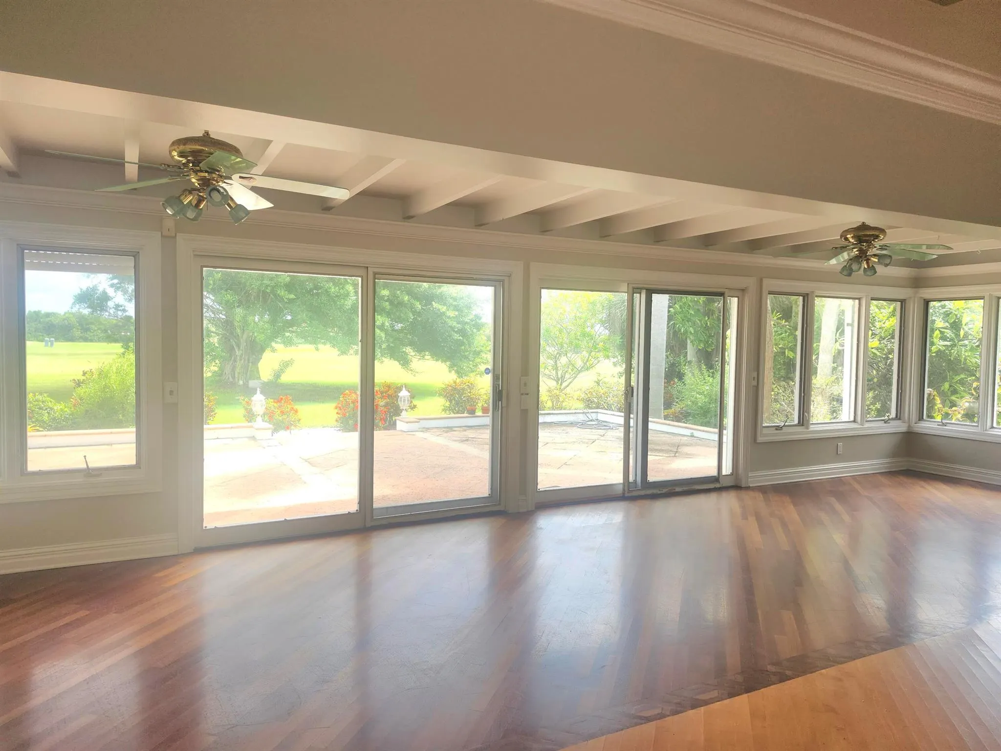 814 N Golfview Road