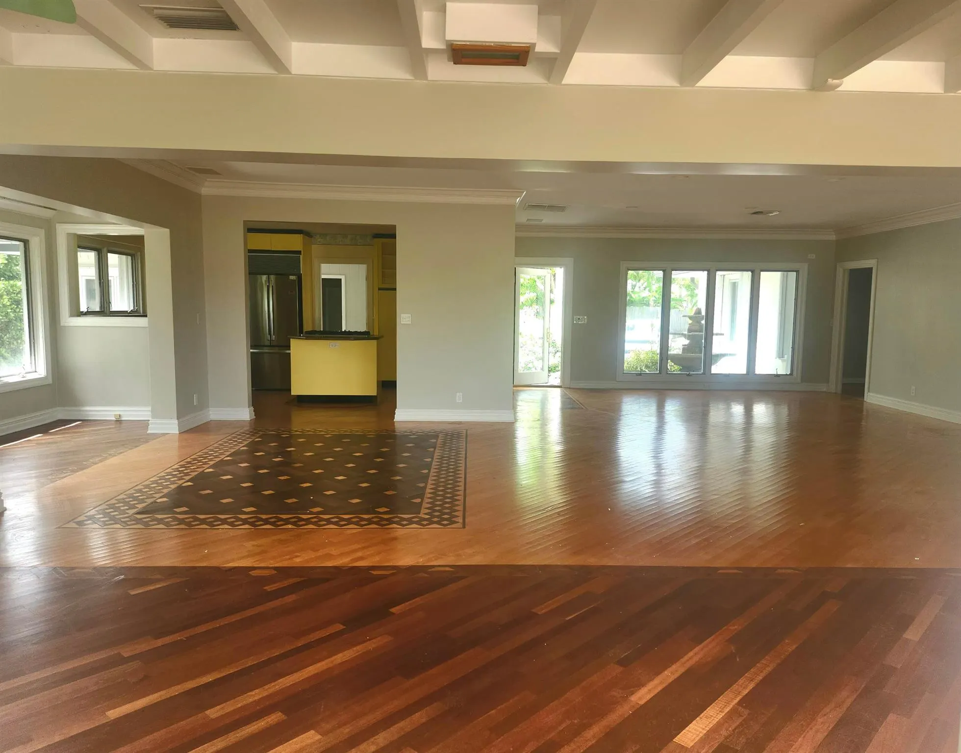 814 N Golfview Road