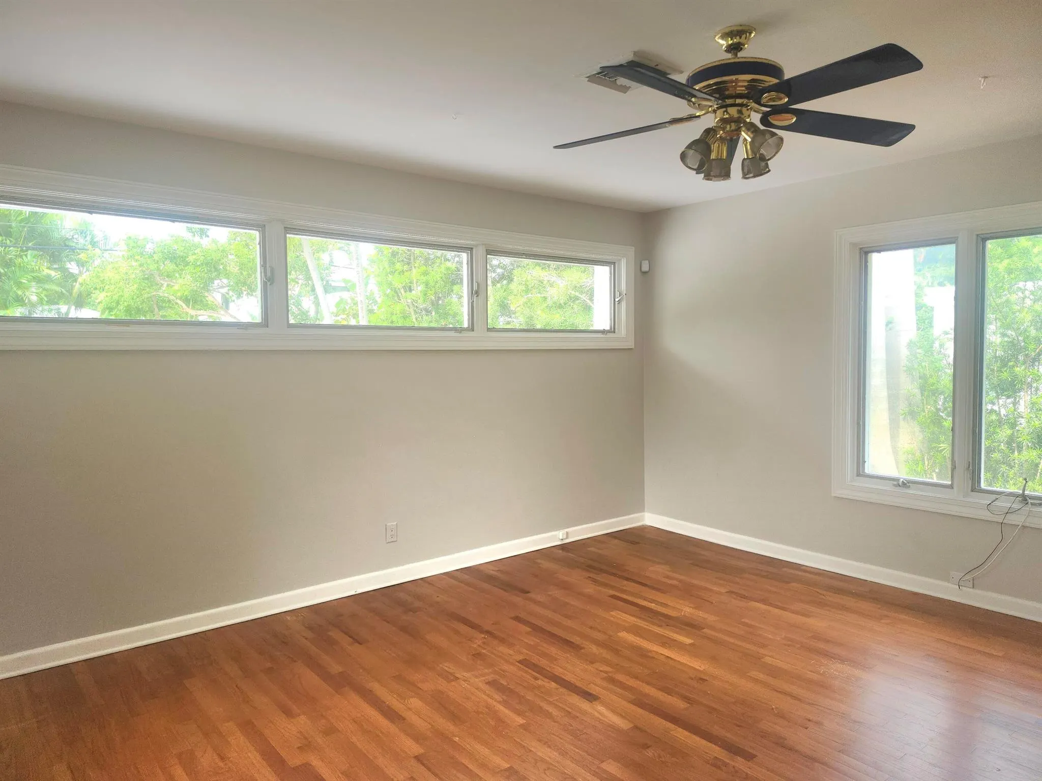 814 N Golfview Road