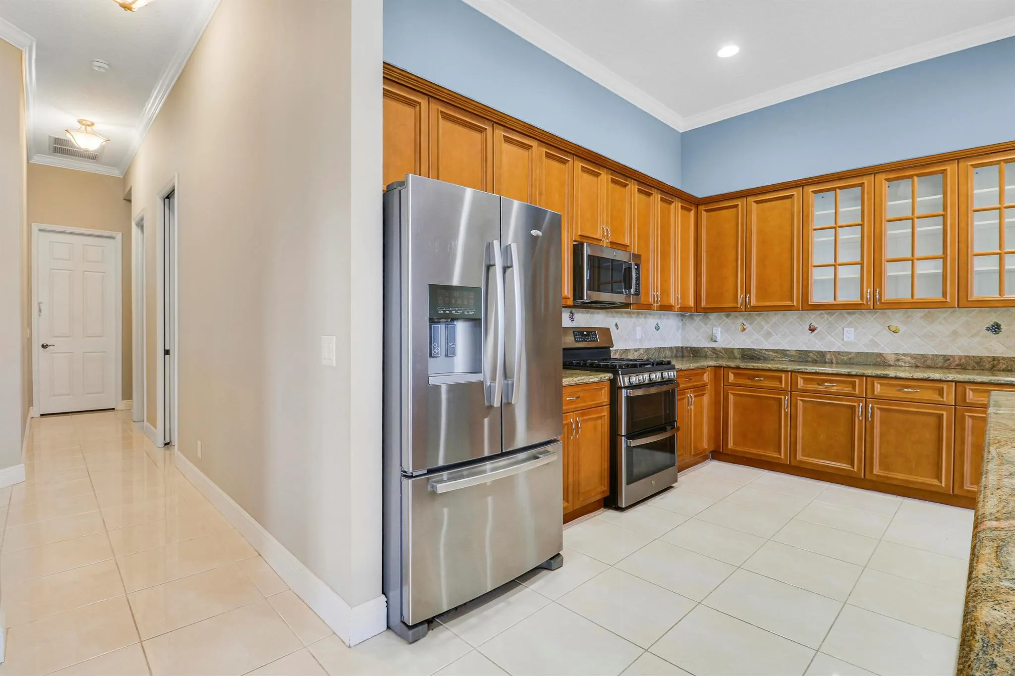 152 NW Magnolia Lakes Boulevard