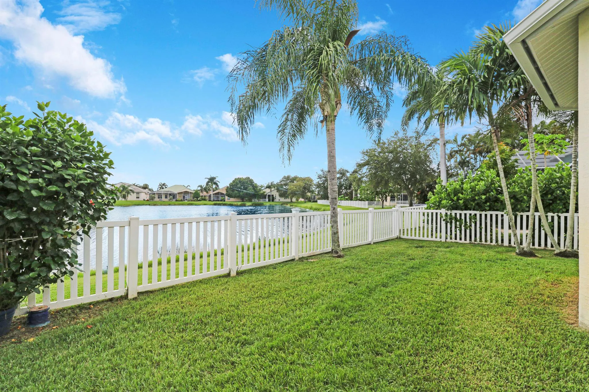 152 NW Magnolia Lakes Boulevard