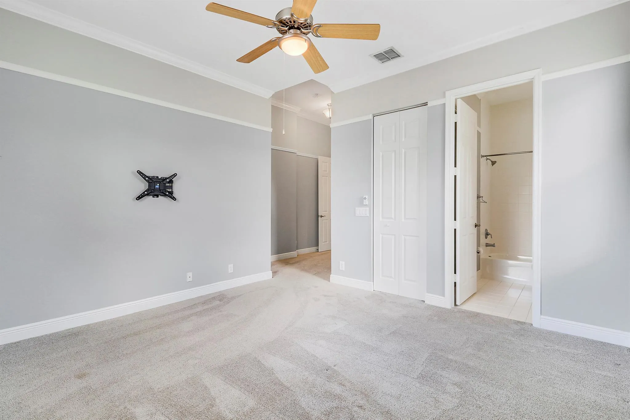 152 NW Magnolia Lakes Boulevard