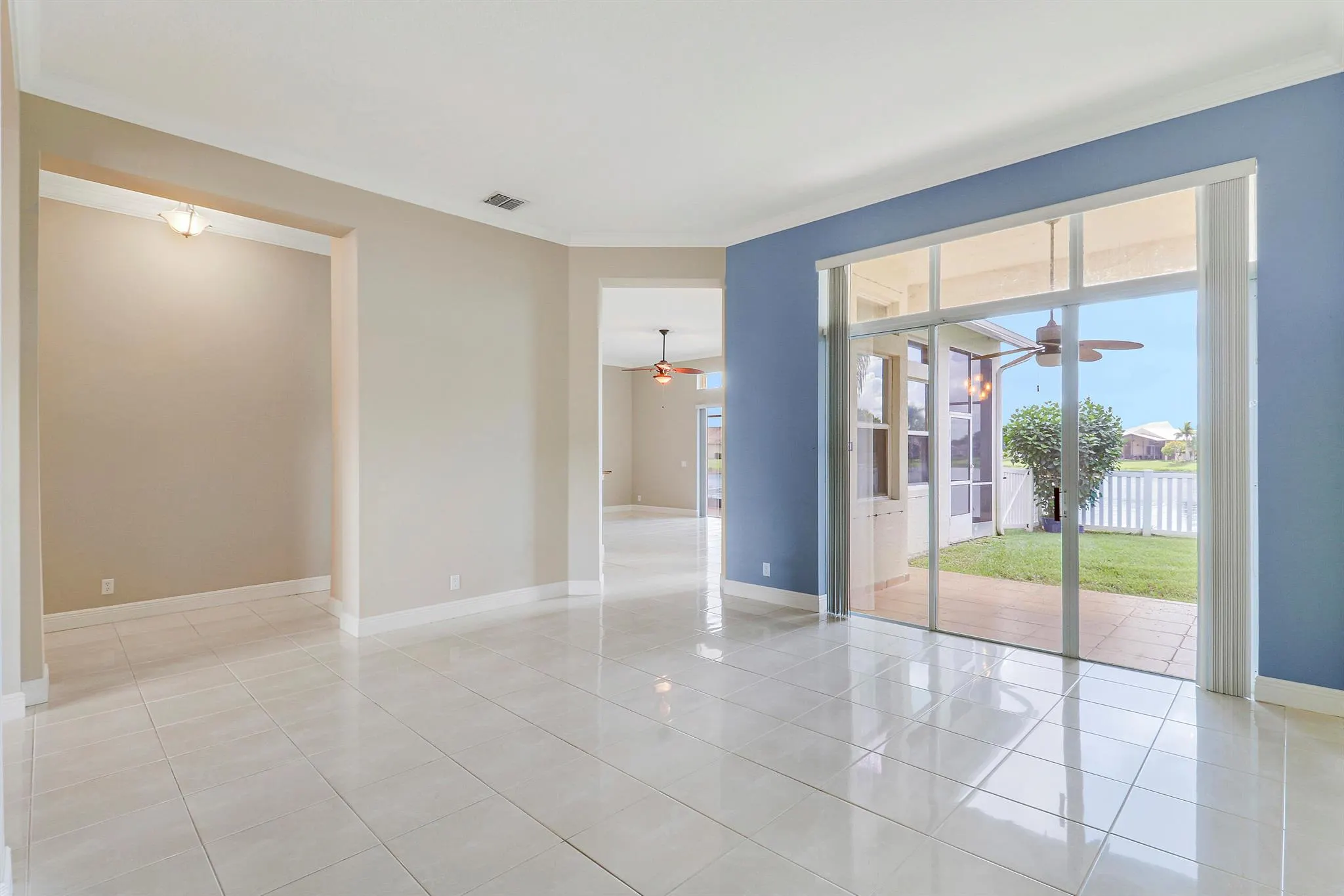 152 NW Magnolia Lakes Boulevard