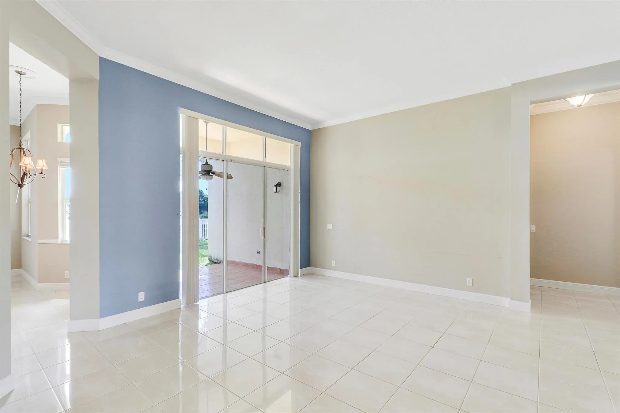 152 NW Magnolia Lakes Boulevard