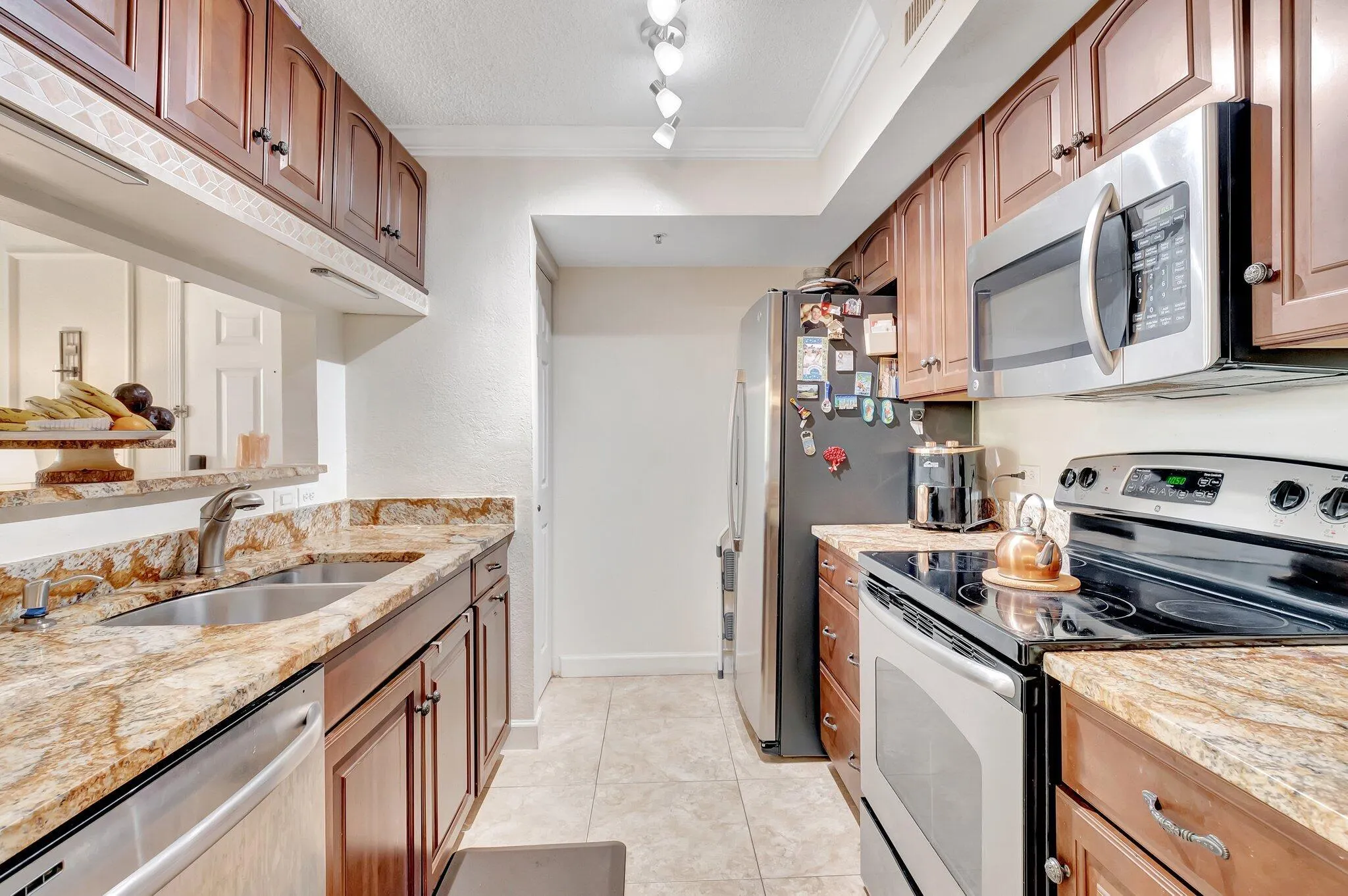 103 Yacht Club Way, #206