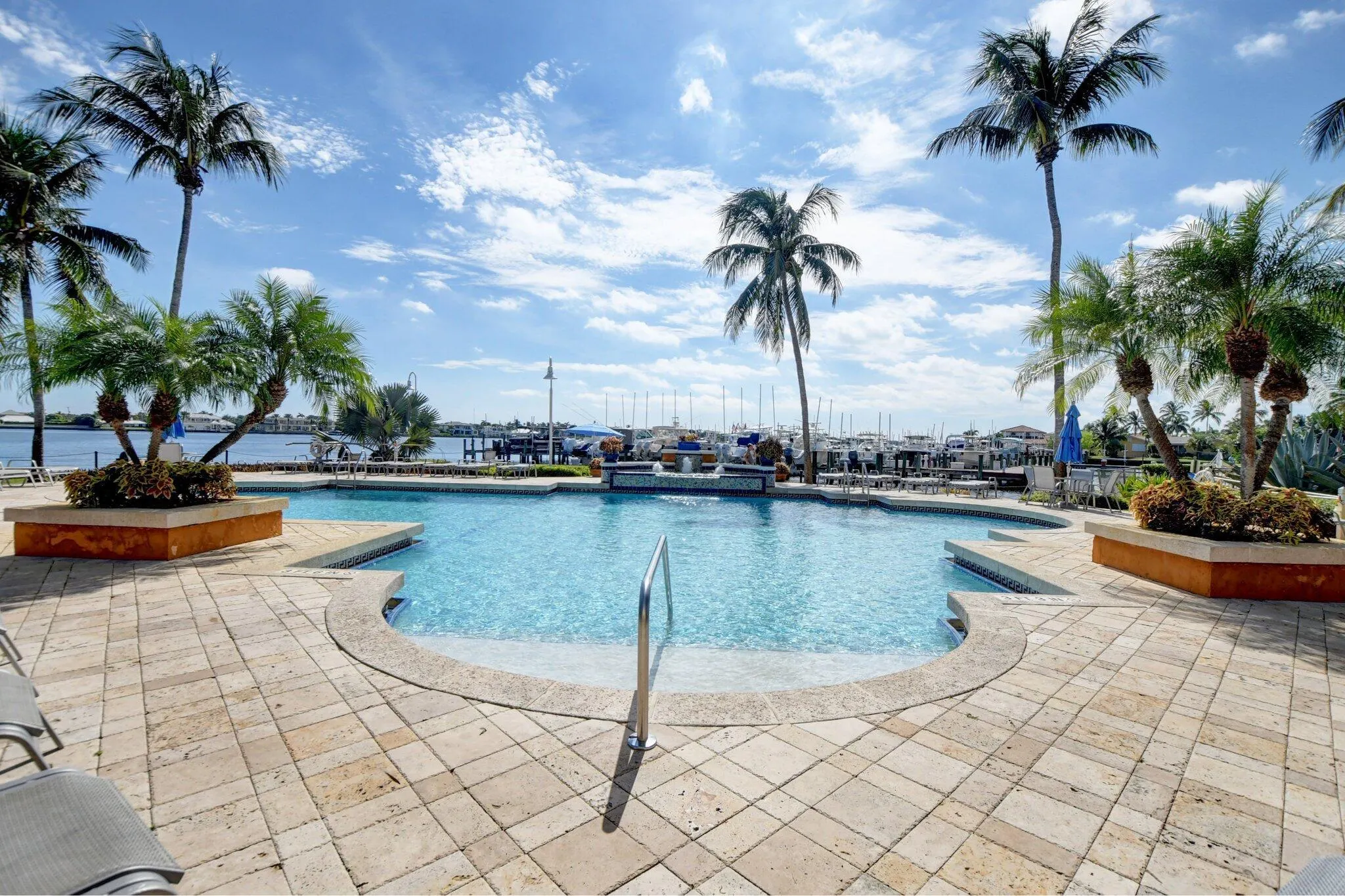 103 Yacht Club Way, #206