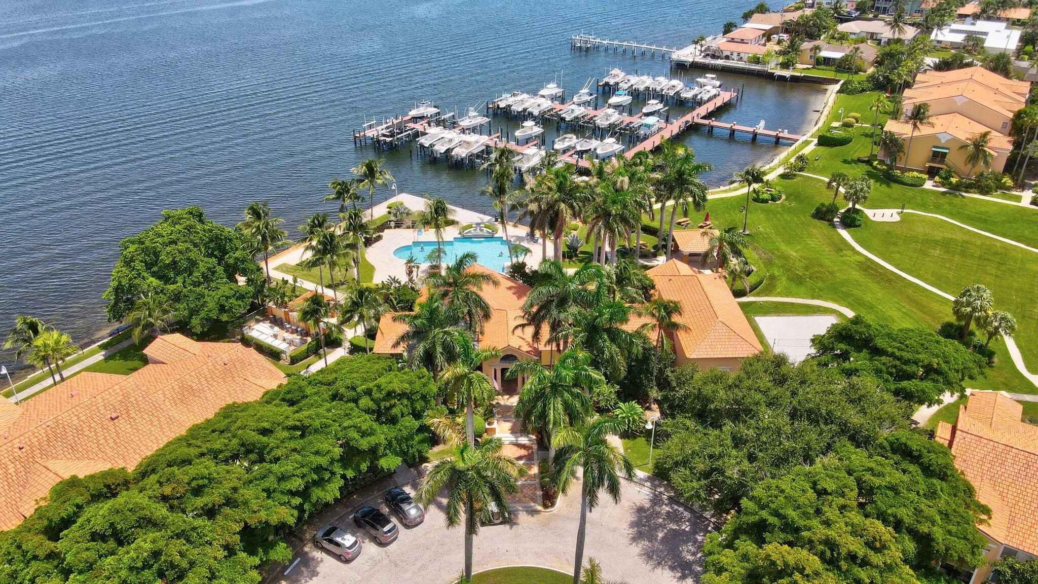 103 Yacht Club Way, #206