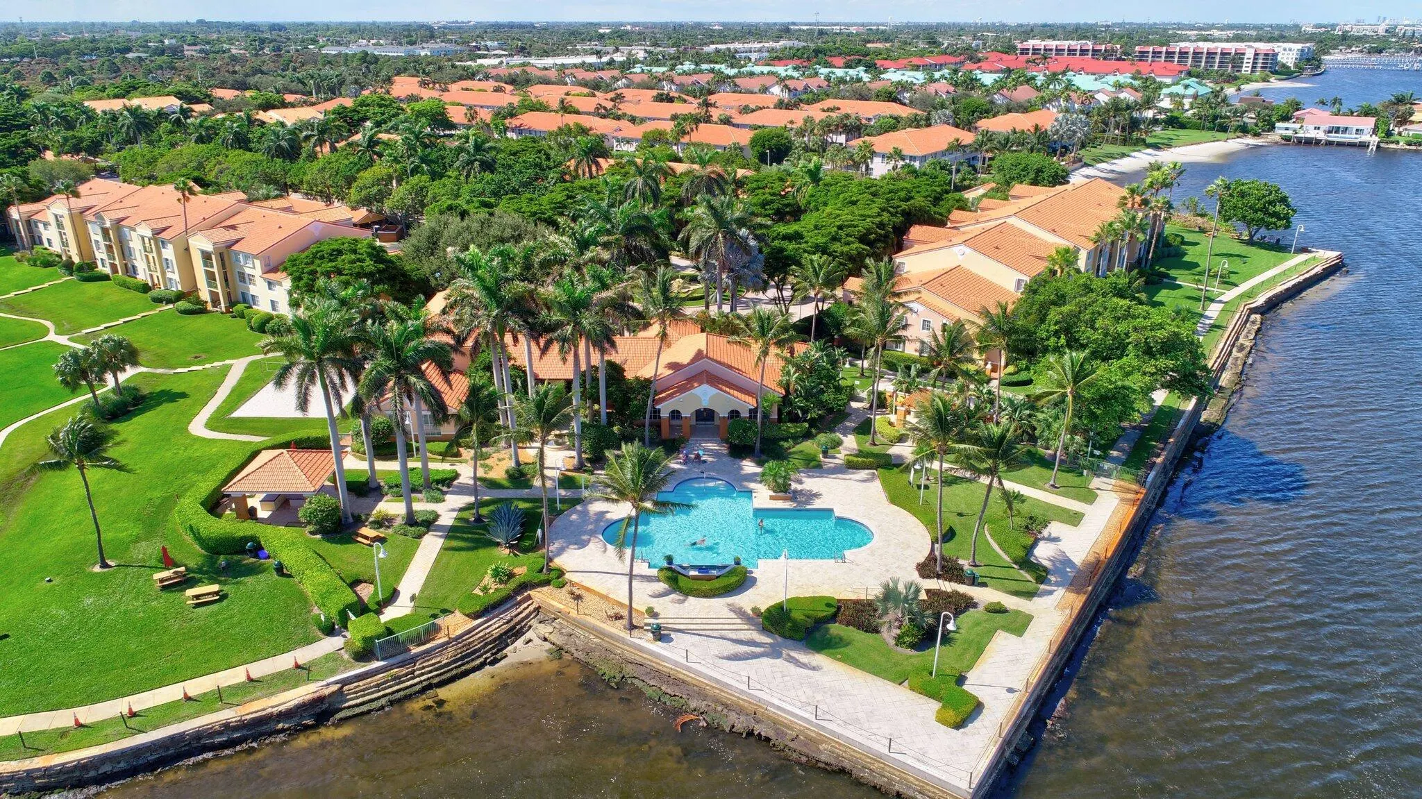 103 Yacht Club Way, #206