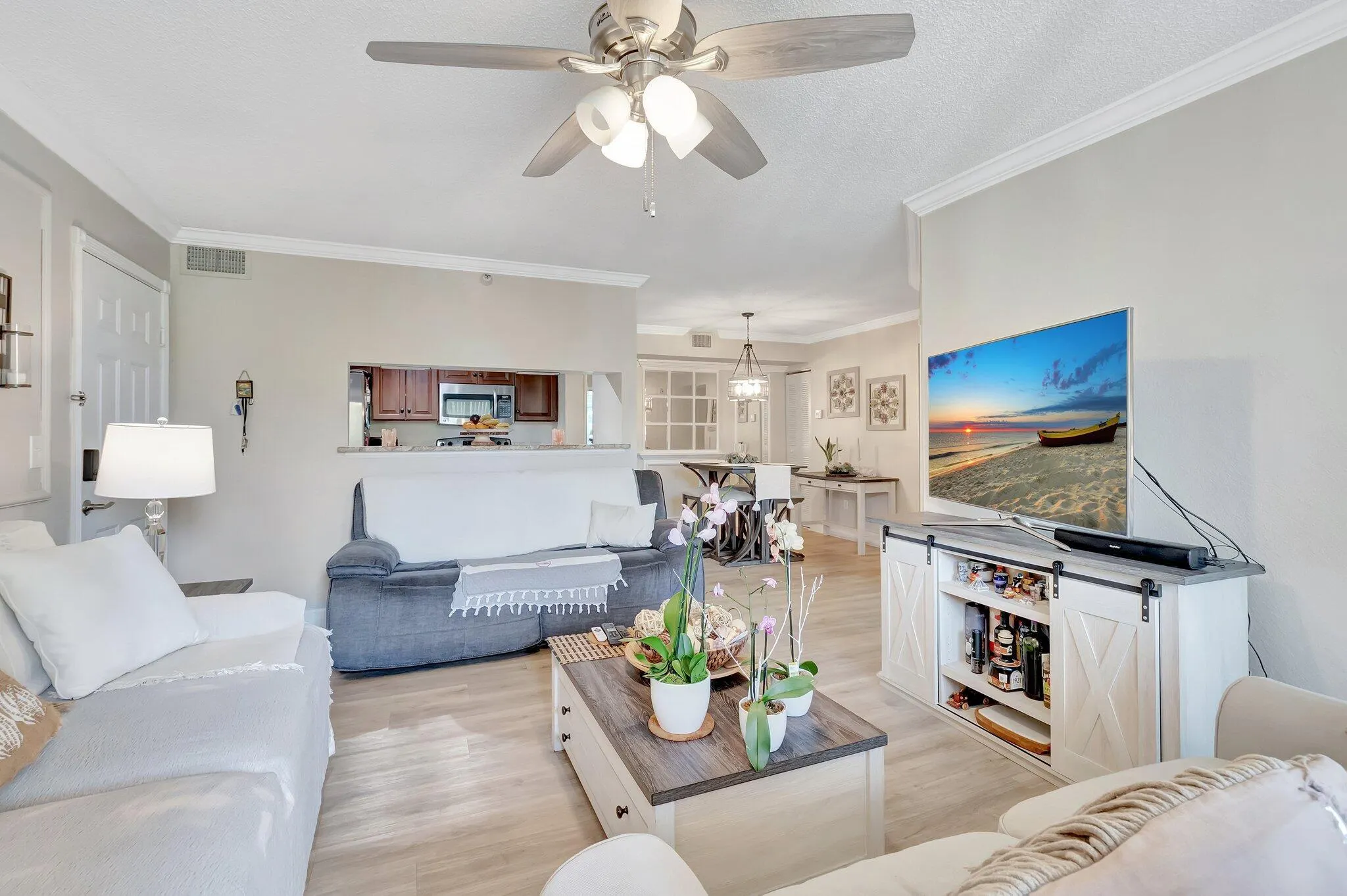 103 Yacht Club Way, #206